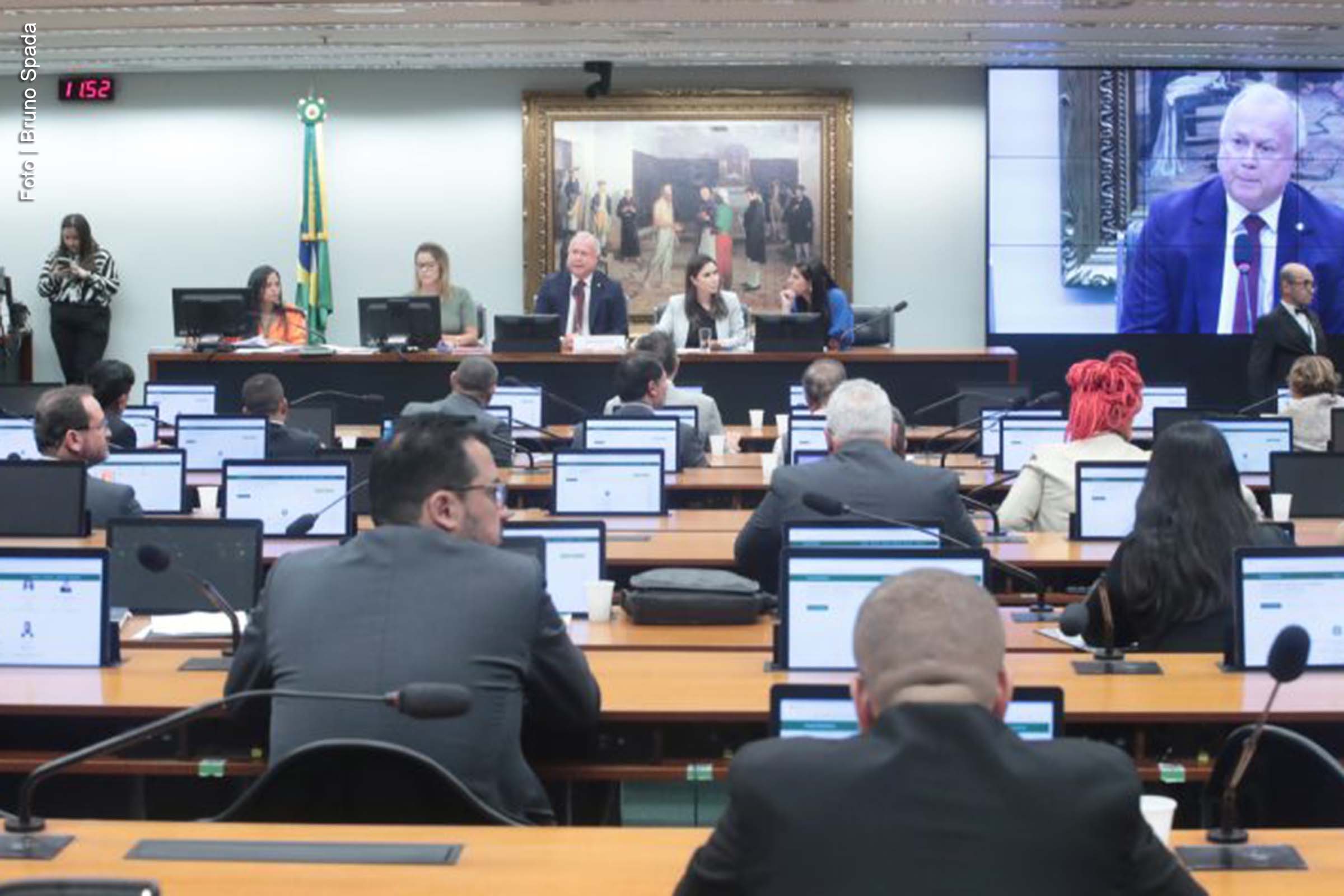 Processo de eleição seguiu critérios de proporcionalidade partidária, com indicações feitas pelos líderes.