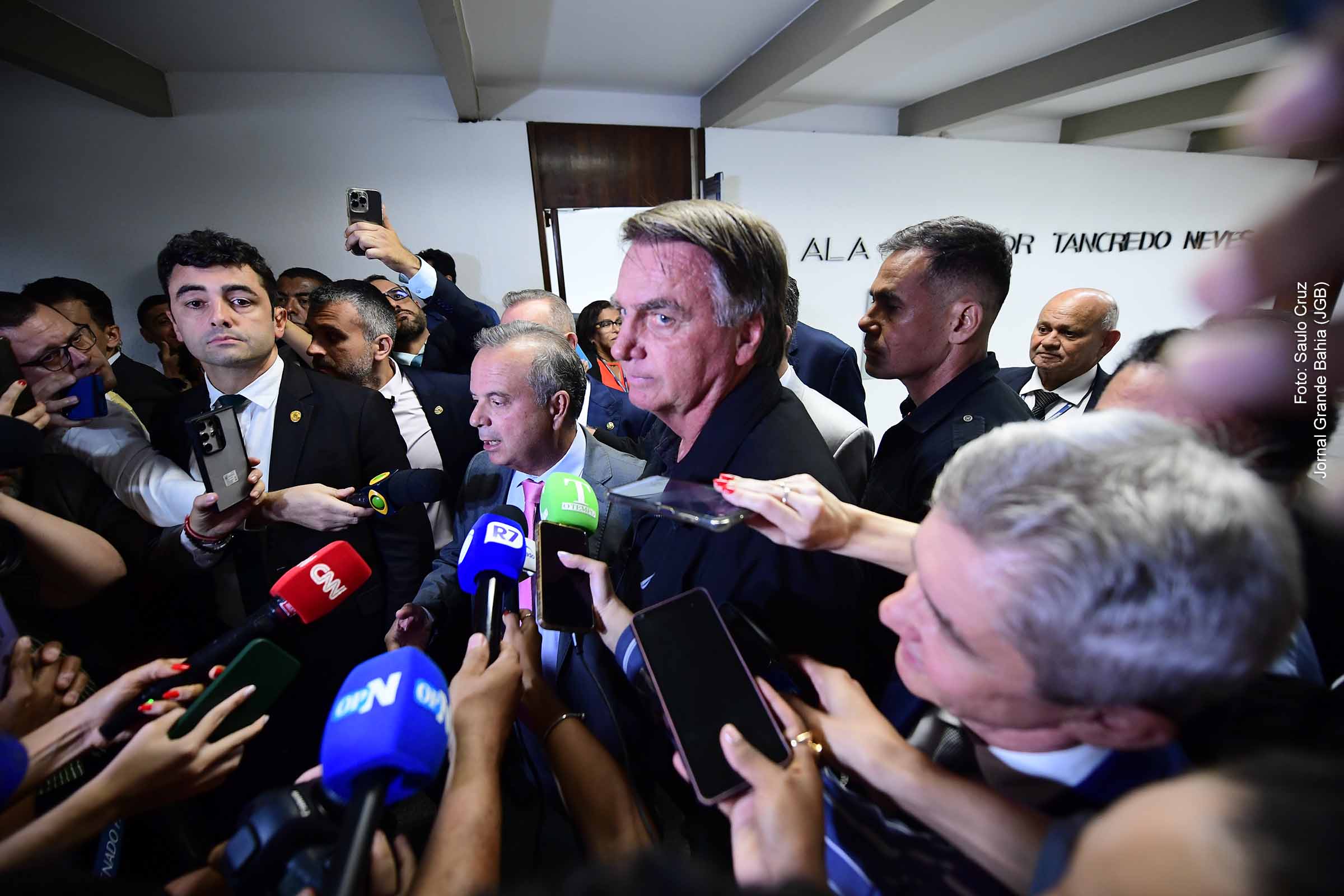 STF versus Jair Bolsonaro: A atuação da Corte contra o ex-presidente e as polêmicas sobre violação de direitos como a falta de Juiz de Garantias