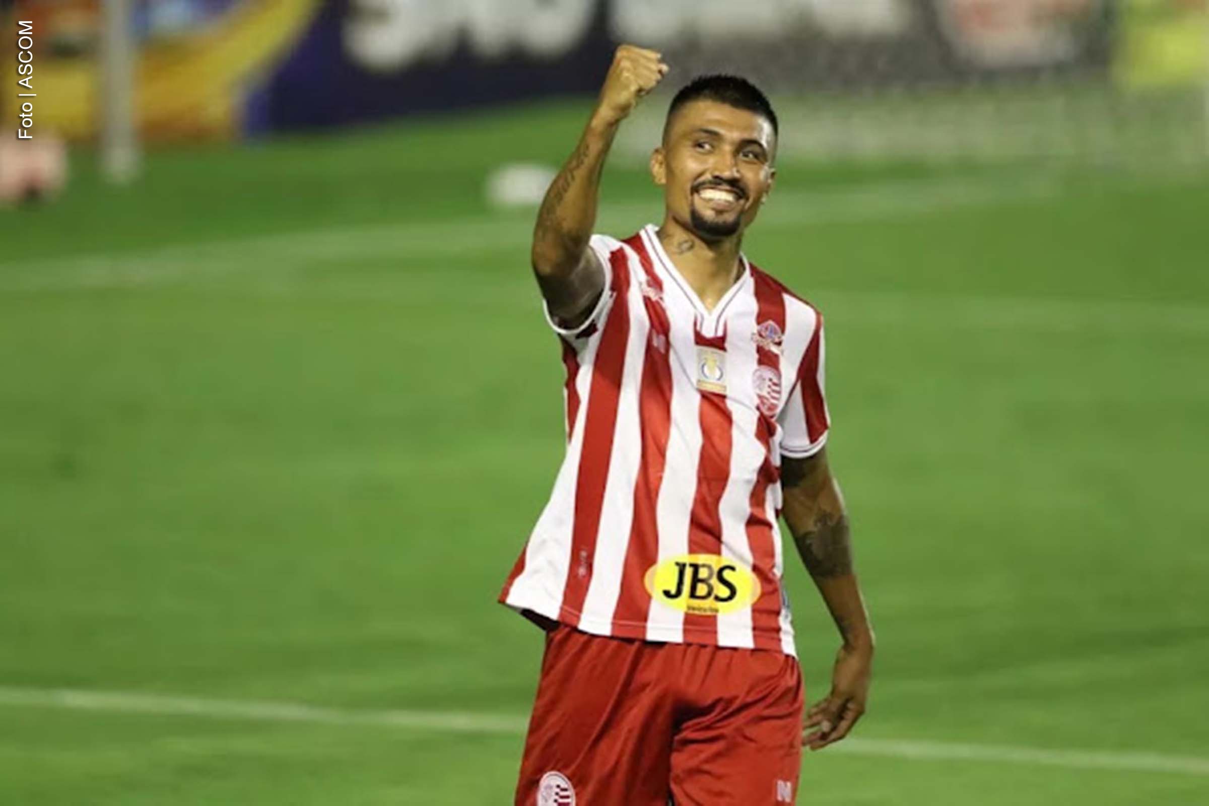 Jogador de 38 anos reforça a equipe para a competição estadual, com estreia marcada para abril.