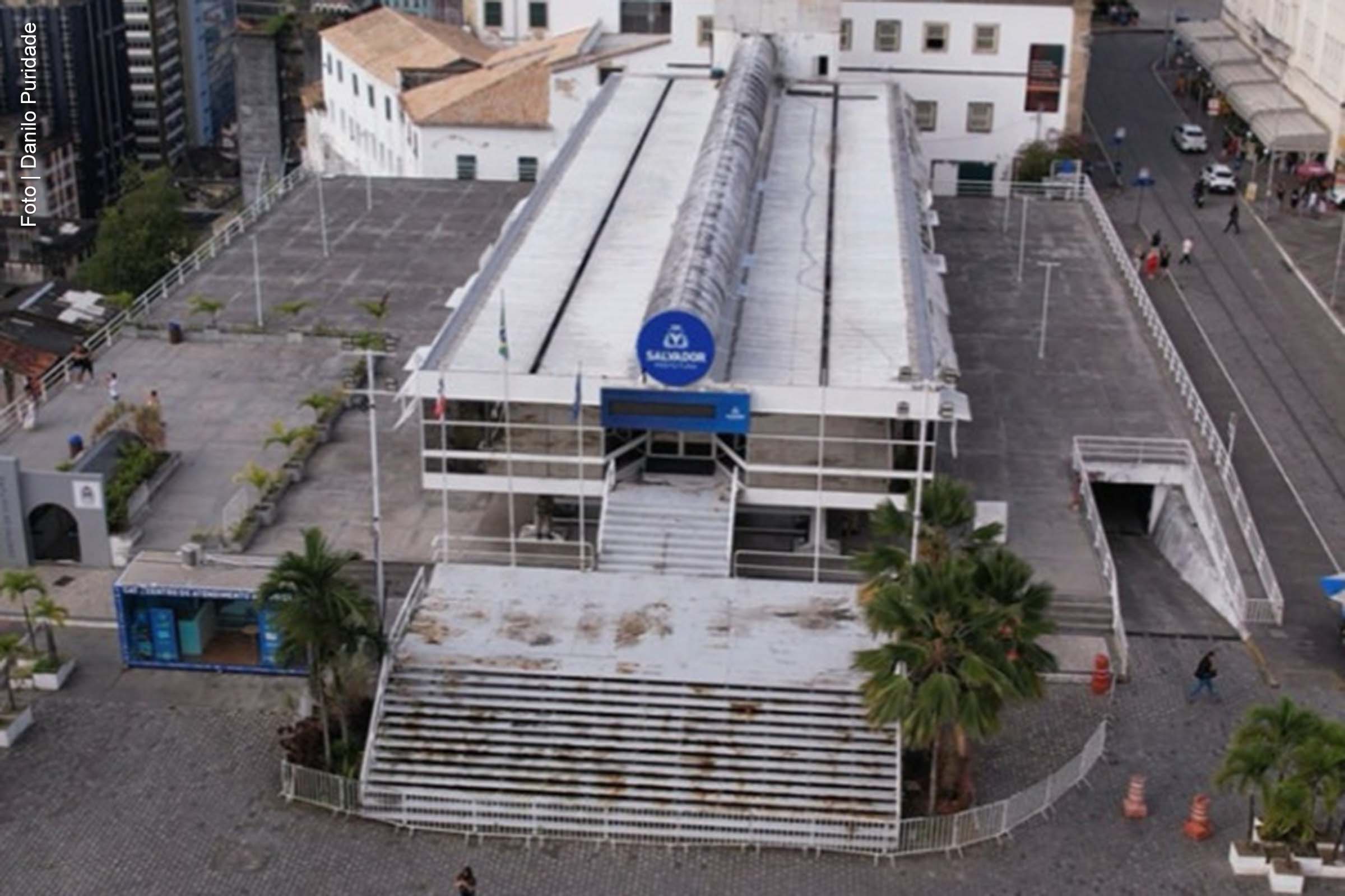 Vereador sugere transferência da sede da Prefeitura de Salvador para um parque municipal com nova função cultural.