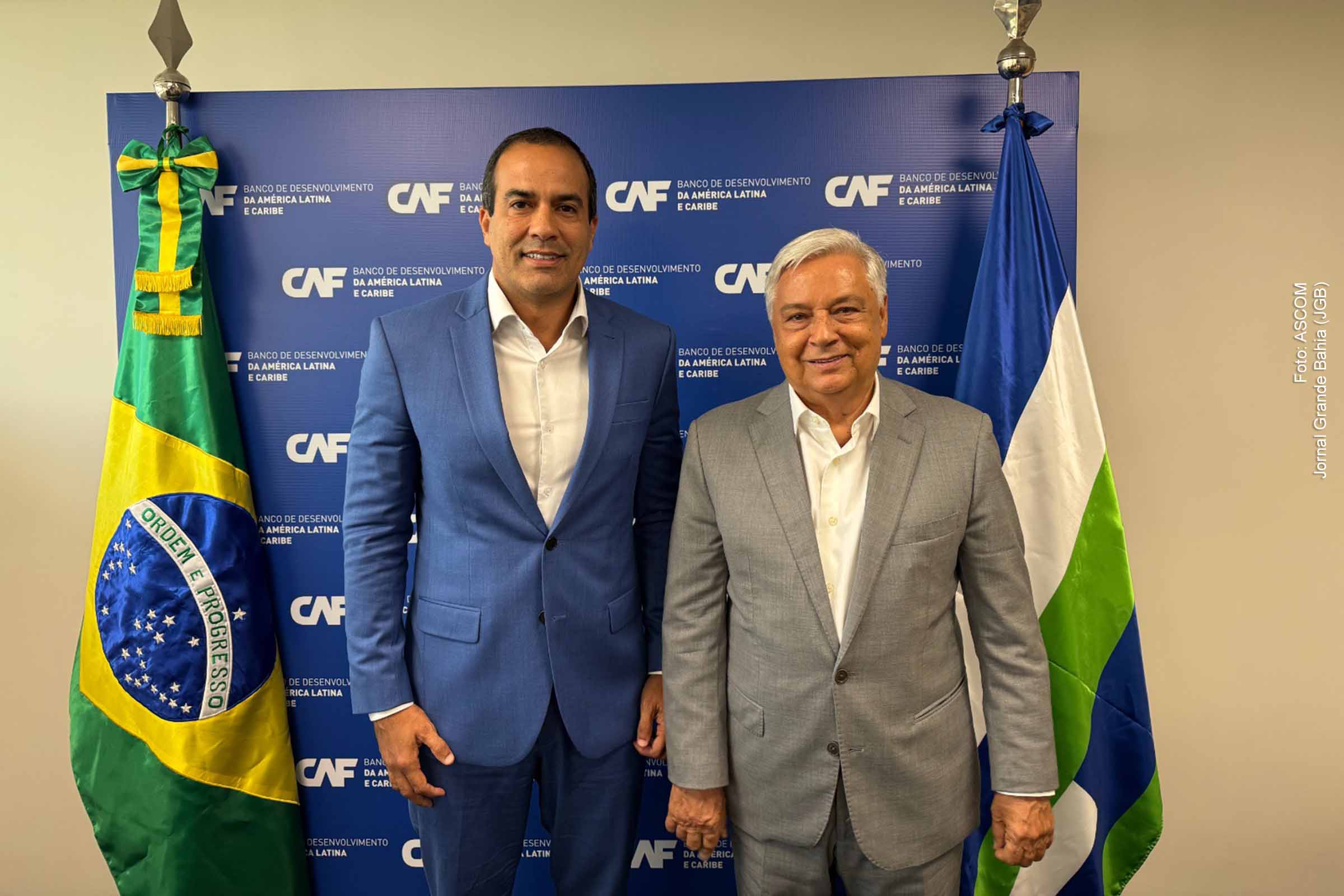 O prefeito Bruno Reis firmou um contrato de US$125 milhões com o CAF, garantindo recursos para a execução do Programa Salvador Inclusiva. O investimento de R$900 milhões será destinado a mobilidade, inovação e capacitação profissional, incluindo a implantação do Teleférico do Subúrbio. A iniciativa promete beneficiar diretamente 900 mil pessoas, melhorando a infraestrutura urbana e o acesso ao mercado de trabalho.
