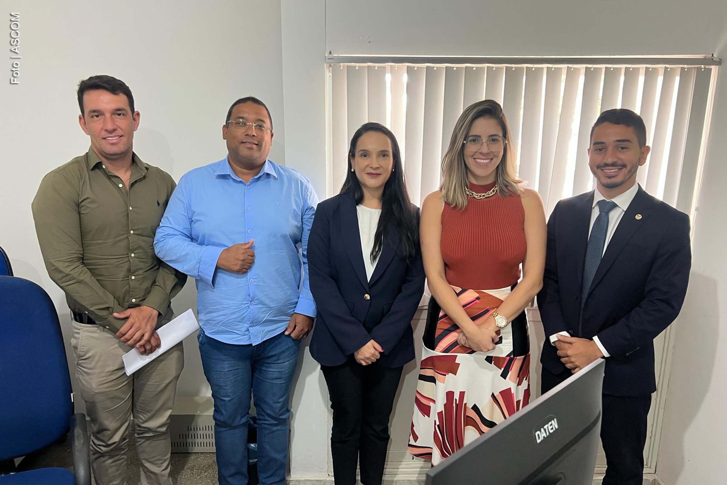 Reunião abordou a situação do cartório cível e as necessidades da advocacia local.