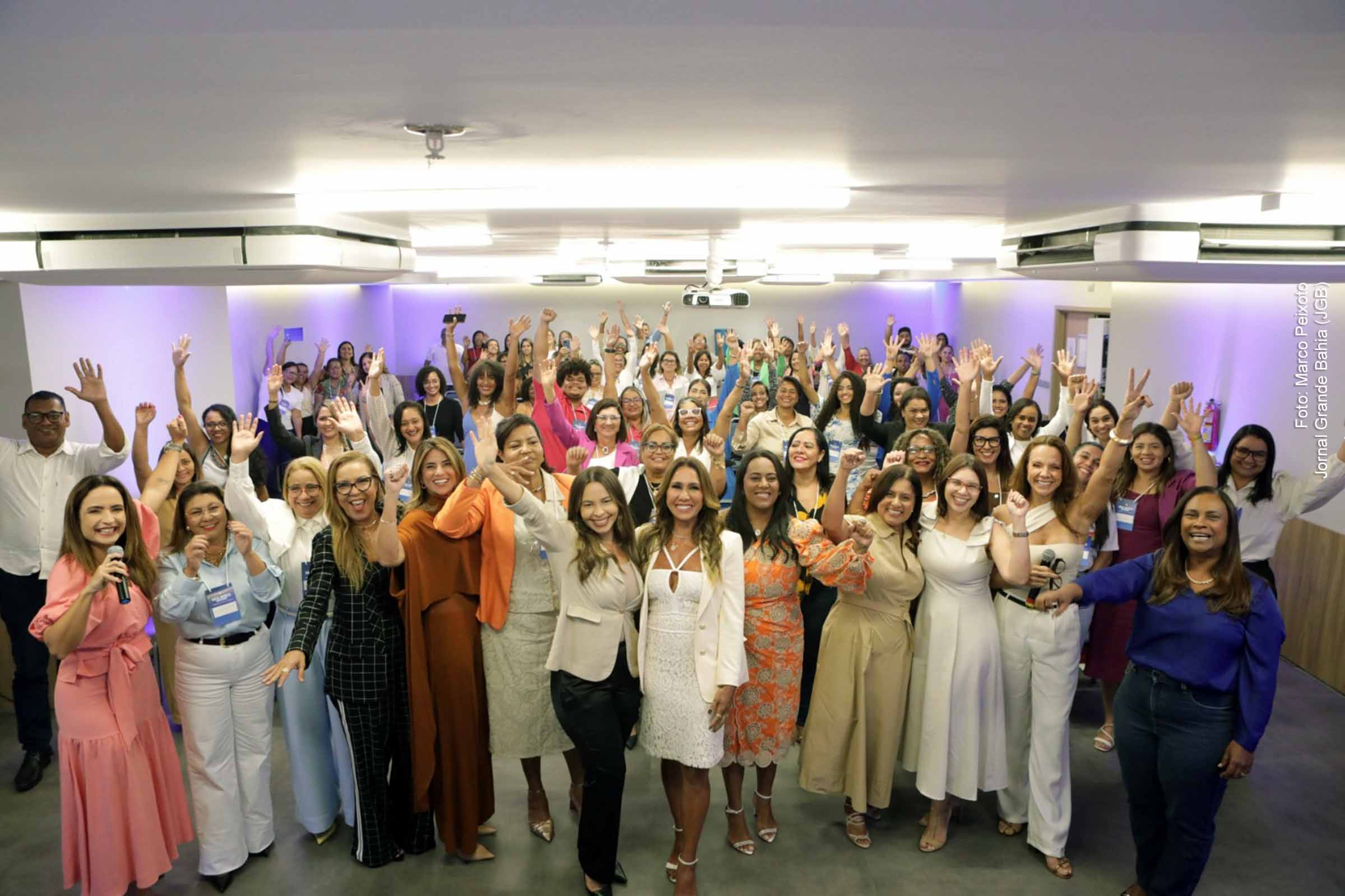 Lideranças femininas baianas participaram de painéis sobre desafios, conquistas e o futuro da presença da mulher na política, em evento promovido pelo União Brasil Mulher na segunda-feira (24/03/2025), em Salvador.