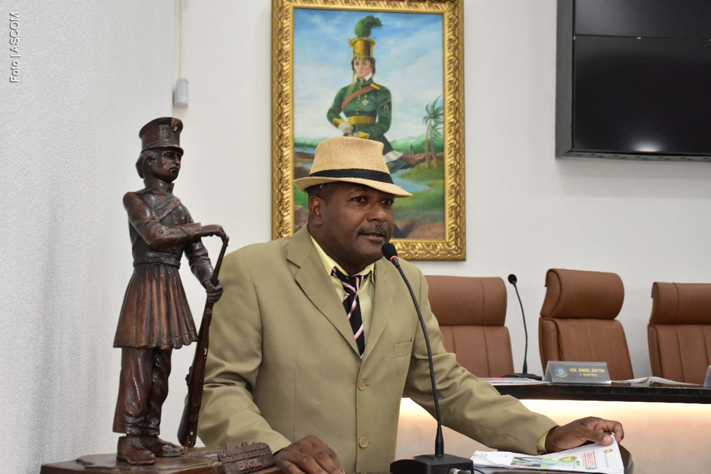 Presidente da Ginga Recicla sugere parcerias com entidades de reciclagem para organização do processo durante a festa.