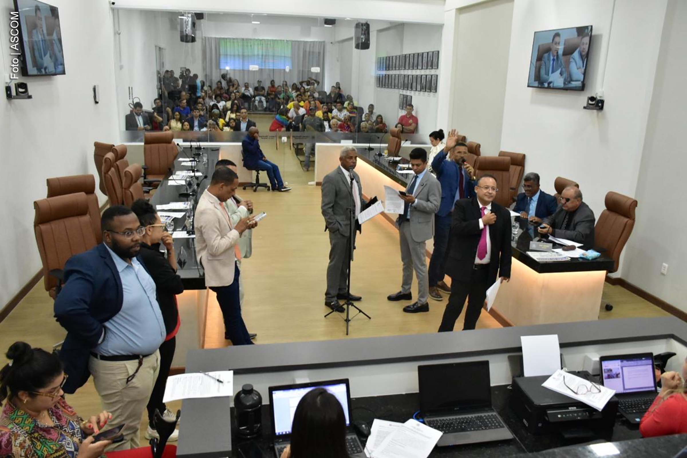 A emenda à Lei Orgânica do Município assegura maior clareza sobre a inviolabilidade das palavras e votos dos vereadores.