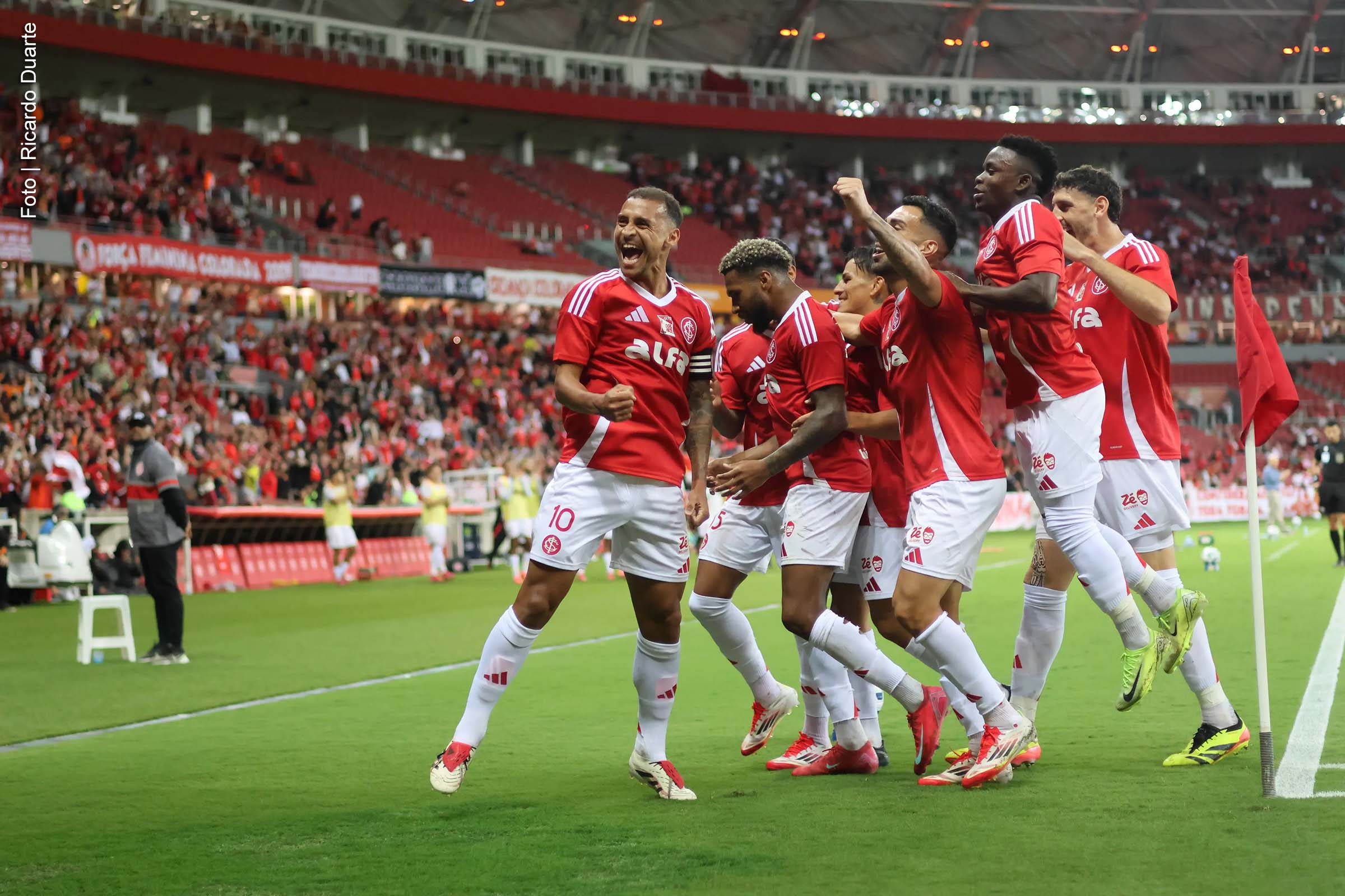 Rodada encerrou com sete equipes empatadas com quatro pontos, sem clubes com 100% de aproveitamento.
