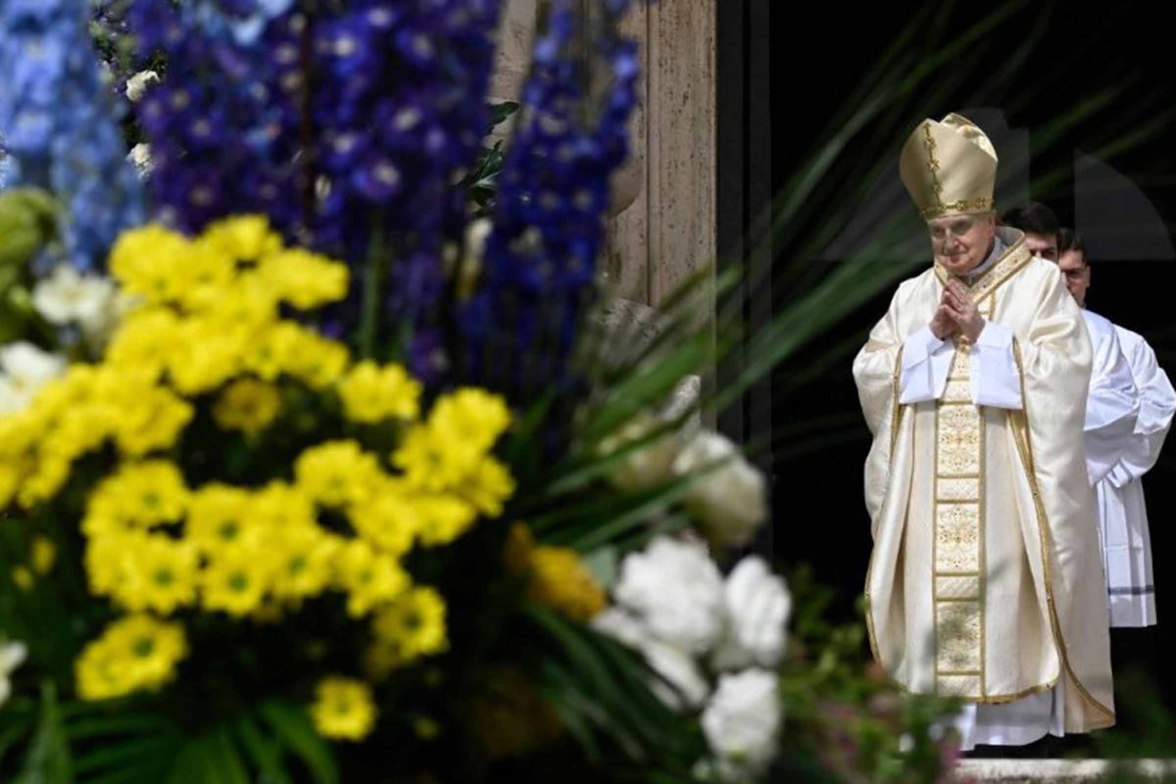 Papa Francisco reforça mensagem de esperança na Missa de Páscoa presidida por cardeal Comastri