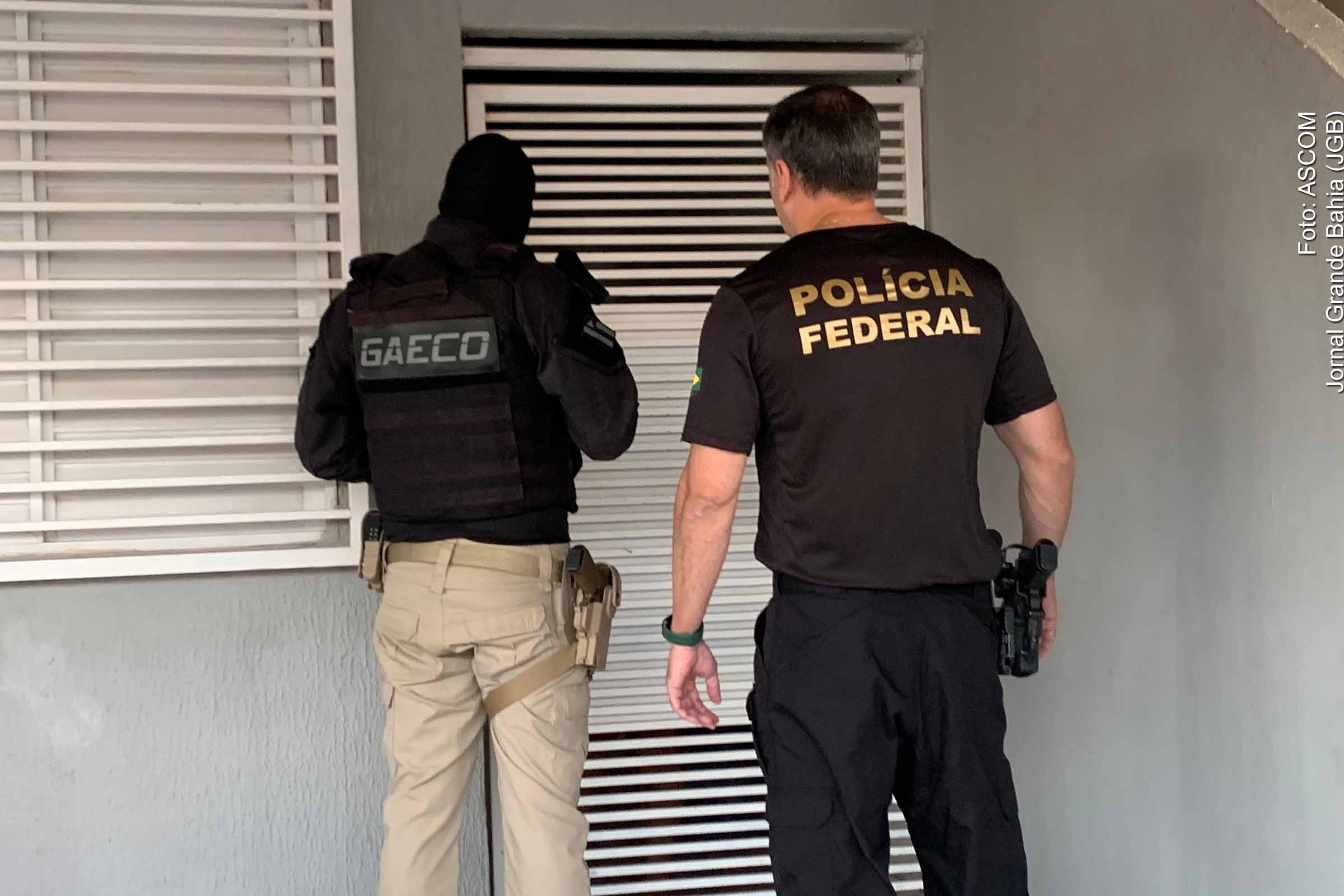 Operação Prisma visa desarticular grupo acusado de usar identidades falsas para obtenção de empréstimos fraudulentos.