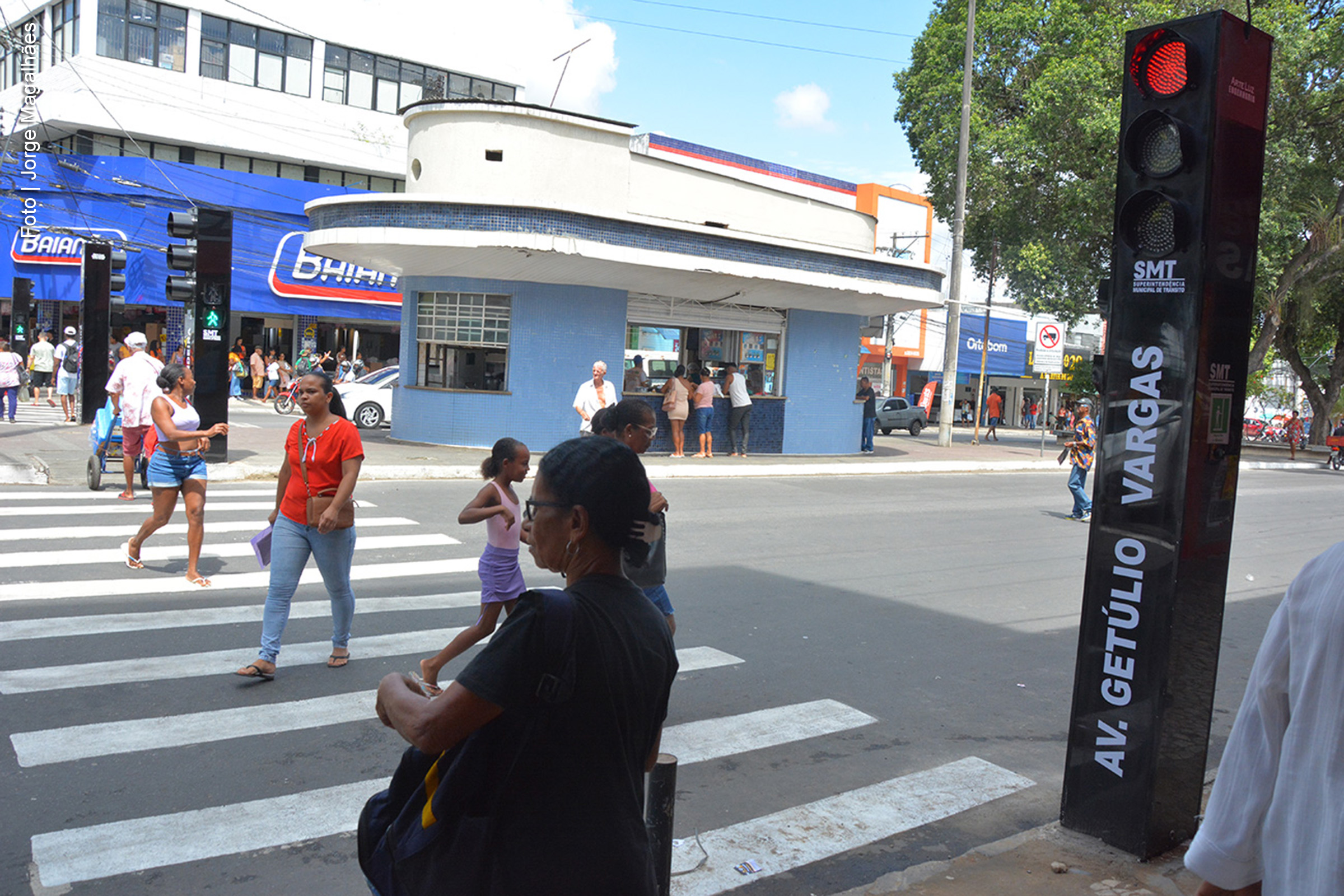 Intervenção foi realizada pela Superintendência Municipal de Trânsito em área de grande circulação no centro de Feira de Santana.