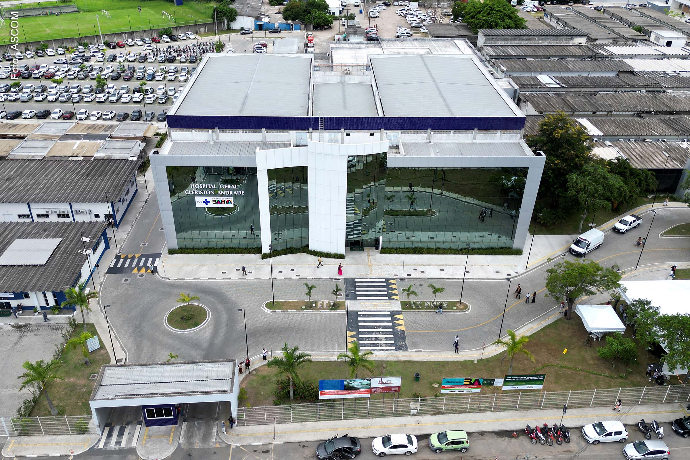 Unidade estadual de saúde integra ações preventivas com órgãos públicos para assegurar o funcionamento da emergência durante o evento.