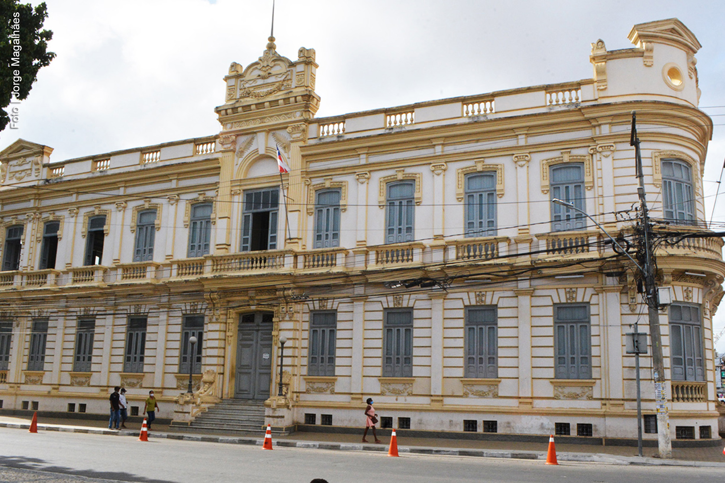 Serviços essenciais serão mantidos durante o período da festa, entre os dias 1º e 4 de maio.