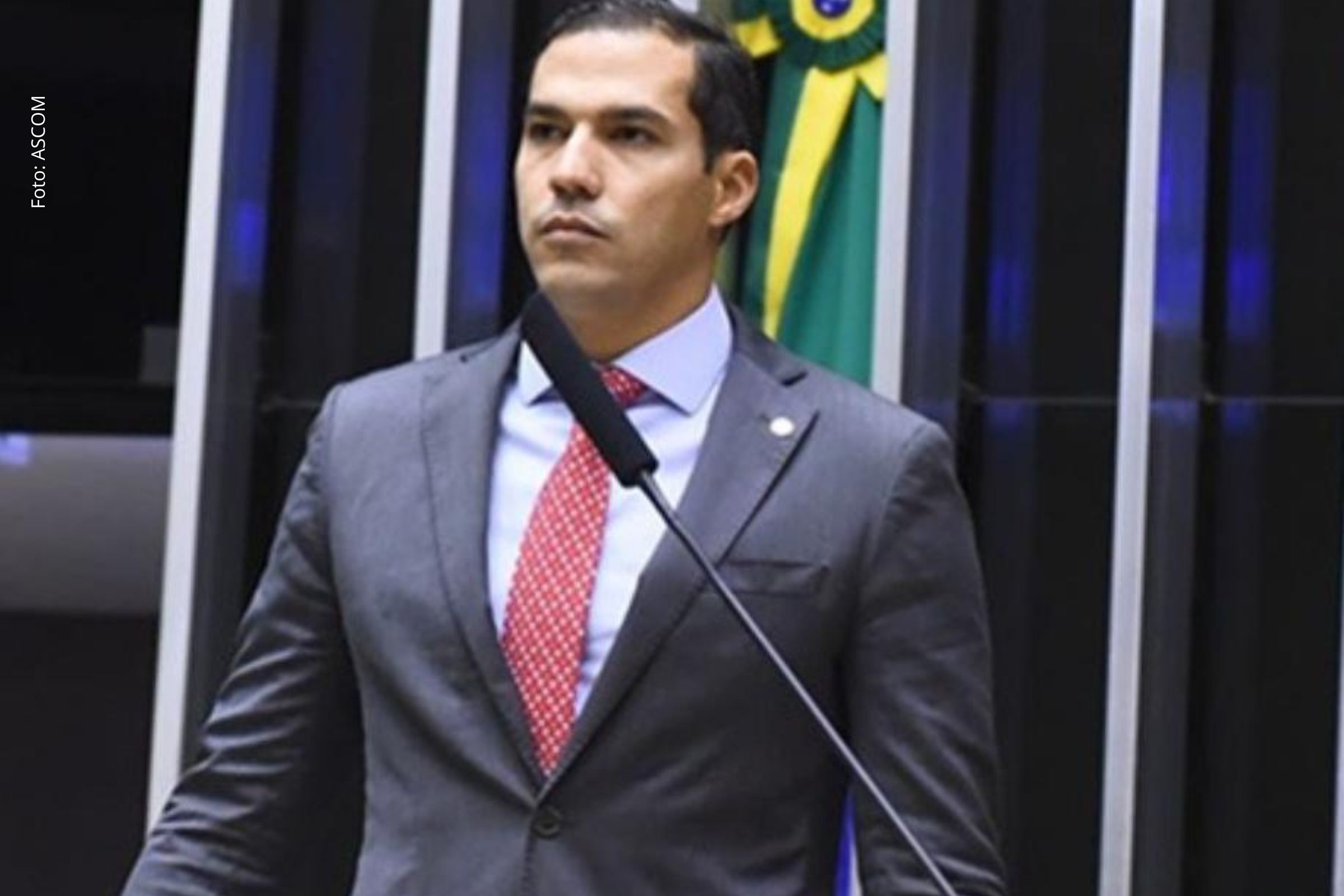Deputado Gabriel Nunes, enfermeira Maísa Macedo e pastor Júnior são reconhecidos em sessão do Legislativo.