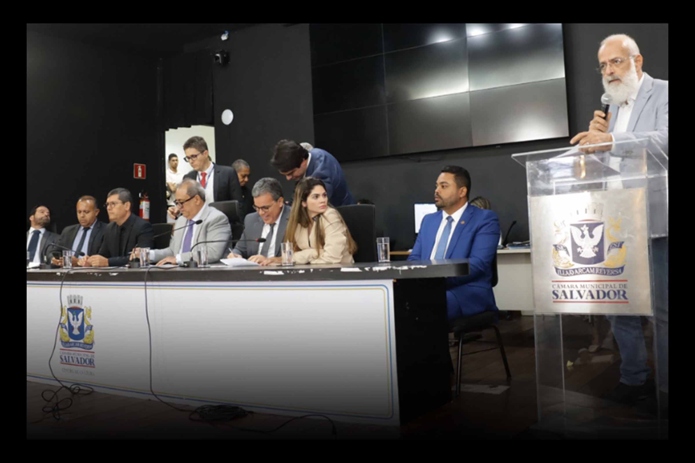 Câmara de Salvador manifesta apoio à ABI na negociação com a Prefeitura por regularização contratual