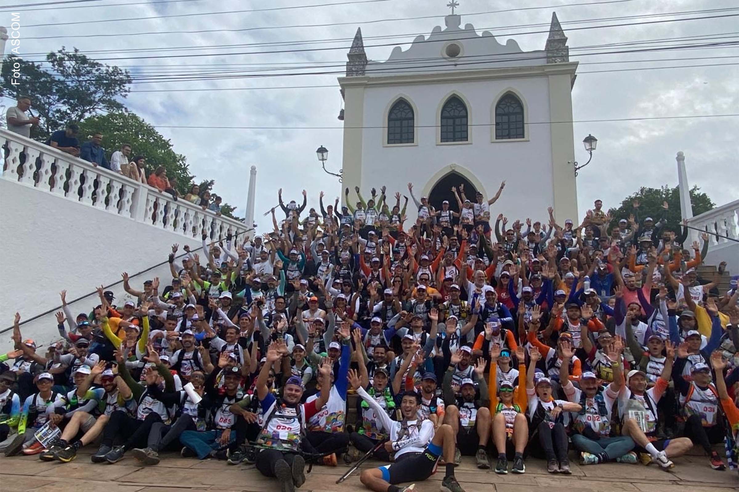 Prova internacional de corrida de aventura percorre seis municípios e soma 510 quilômetros de percurso.