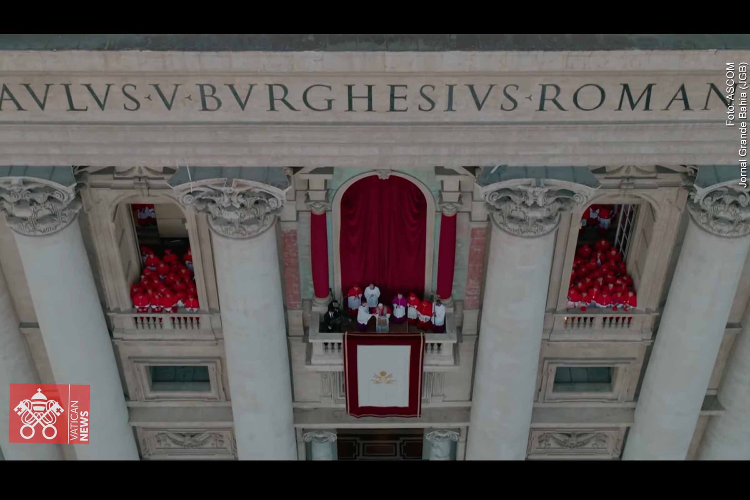 Papa Leão XIV profere primeiras palavras ao povo de Deus com apelo por paz, unidade e fidelidade ao Evangelho