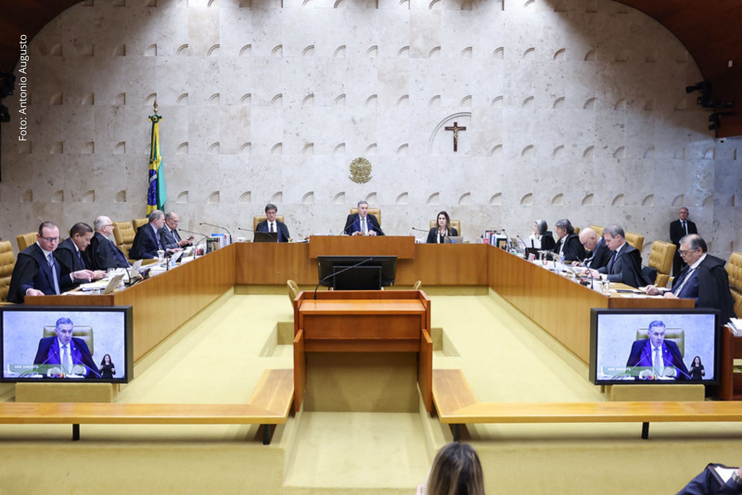 Decisão valida regra que impede candidatura sem certidão de quitação eleitoral até o fim da legislatura.