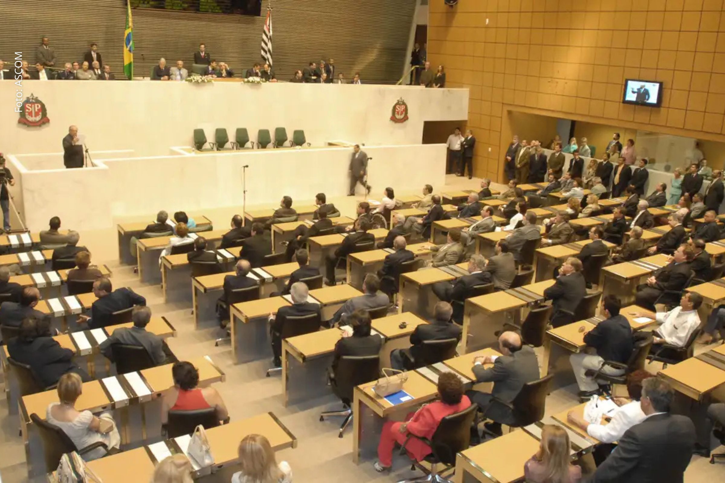 Deputadas estaduais de São Paulo recebem ameaças de morte e estupro por e-mail