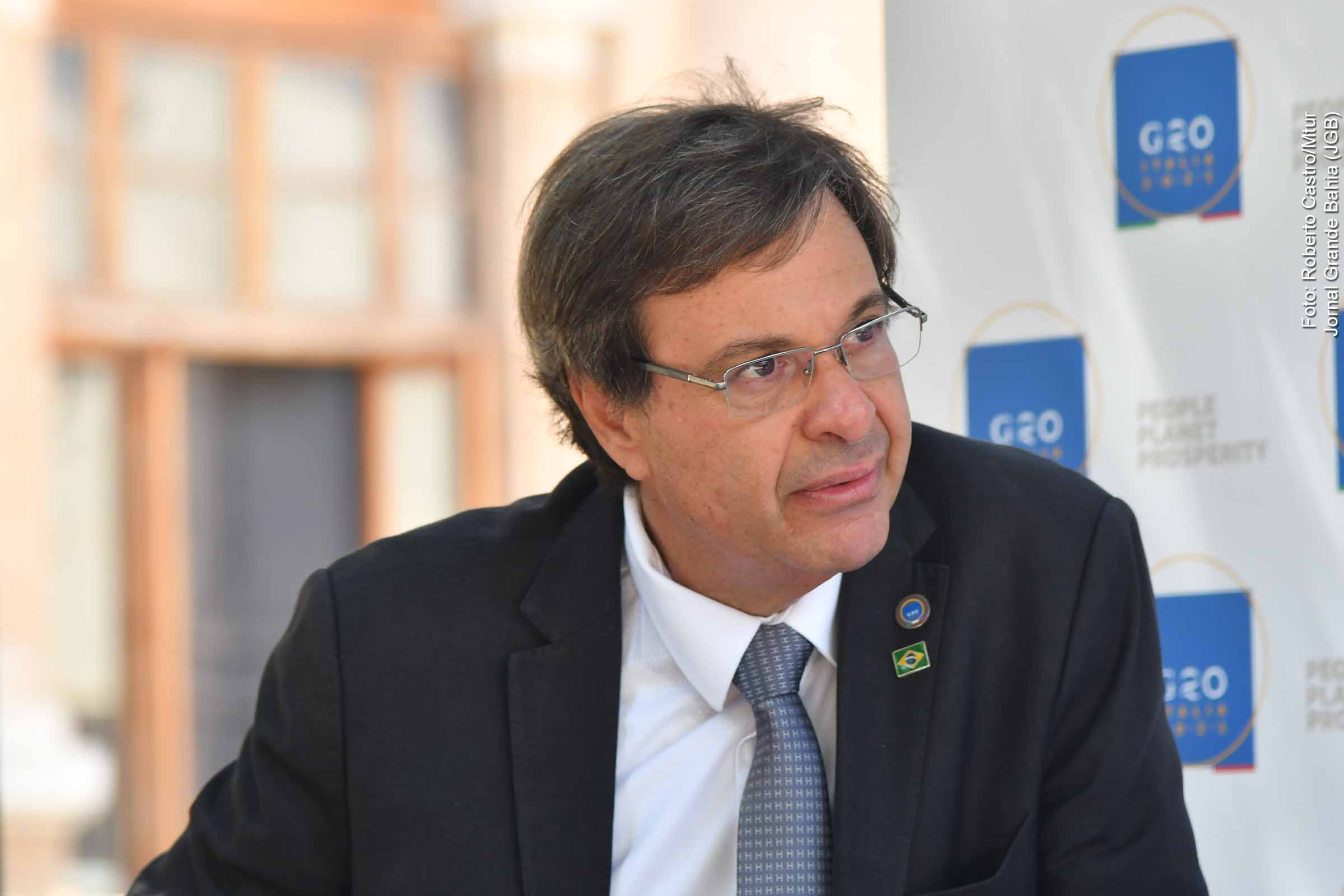 Ex-ministro do Turismo do Governo Bolsonaro, Gilson Machado, é preso pela Polícia Federal em Recife