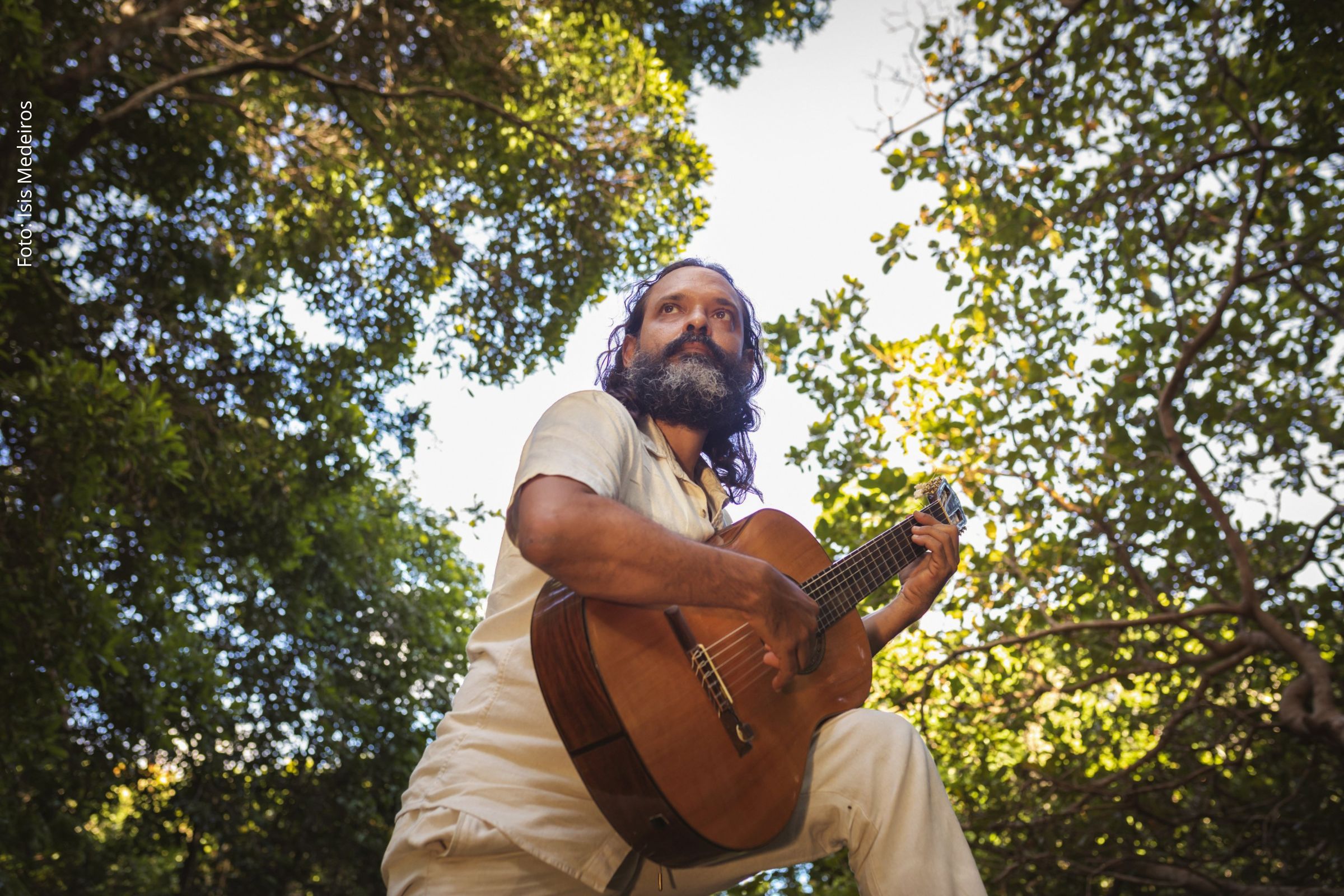 Isaac Moreira promove show de lançamento do álbum “Minha Natureza” no Centro de Cultura de Porto Seguro
