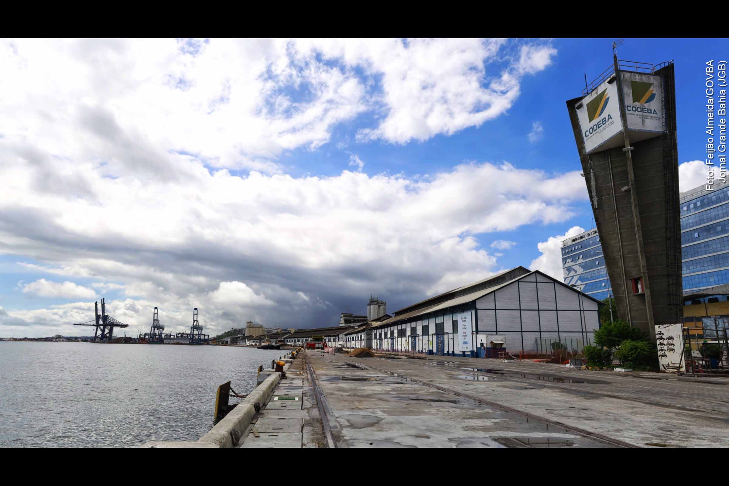 Investimento federal transforma portos baianos em eixos logísticos para exportação.