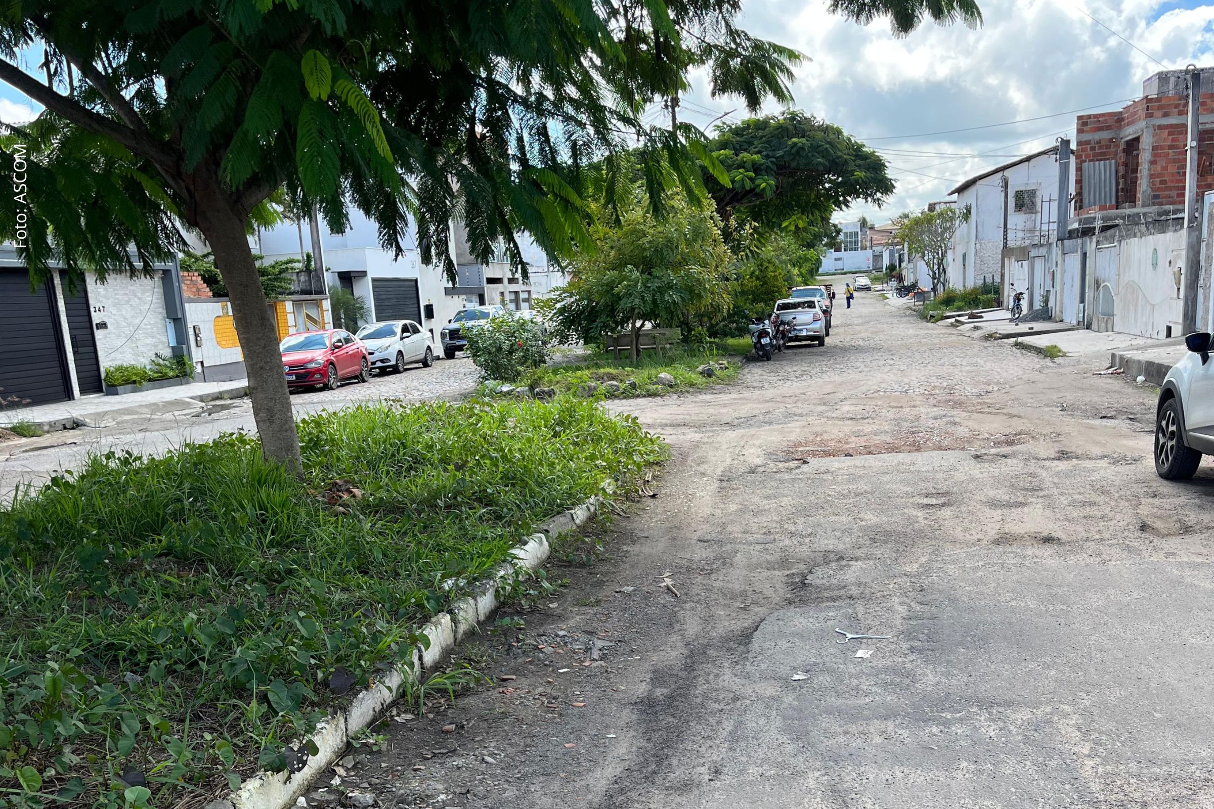 Moradores de Feira de Santana cobram Caps II em Humildes, pavimentação na Cidade Nova e reformas no Alto do Papagaio, dizem vereadores