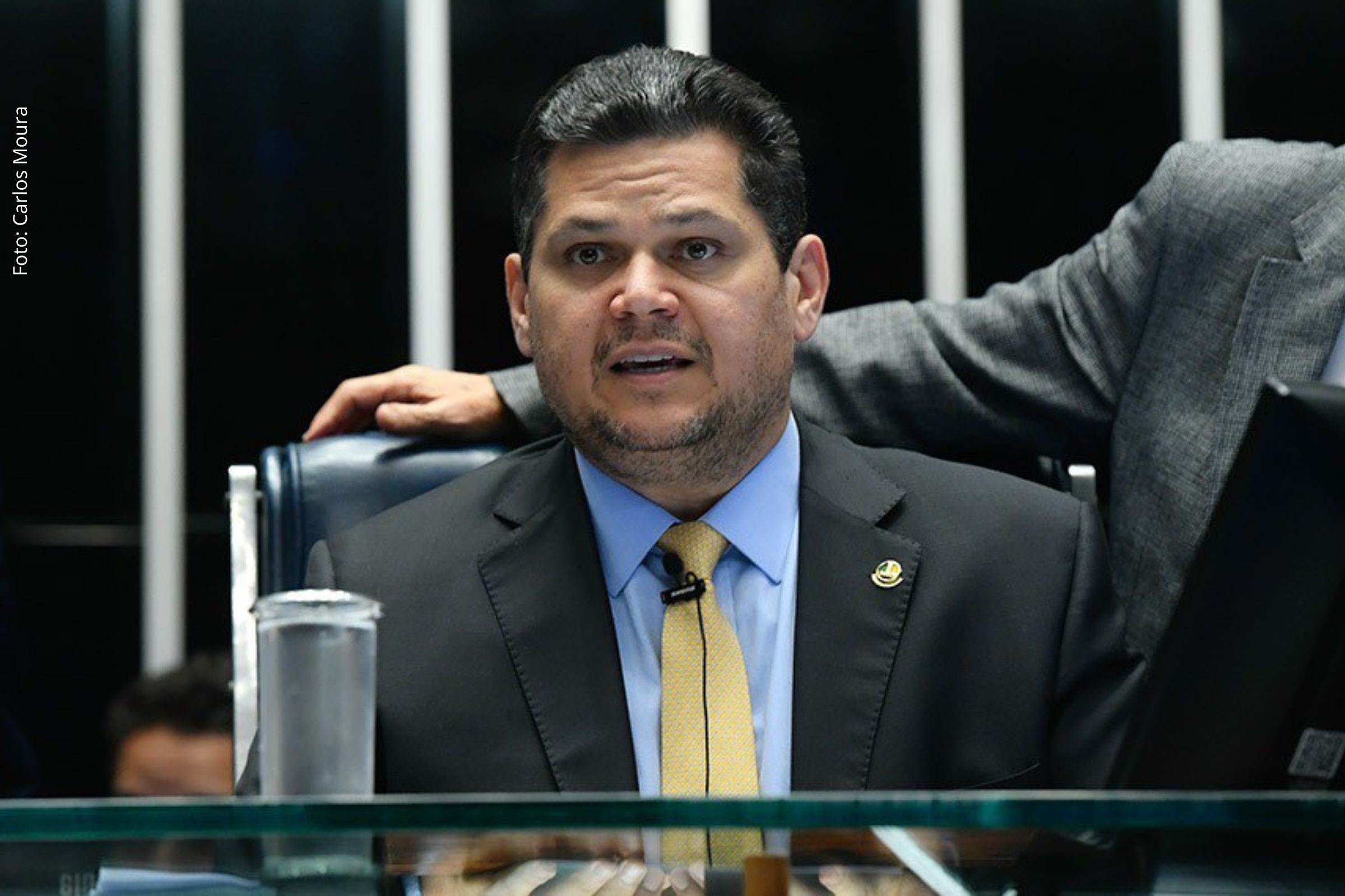 Medida autoriza a conversão de cargos vagos de técnico judiciário em analista judiciário sem aumento de despesa.