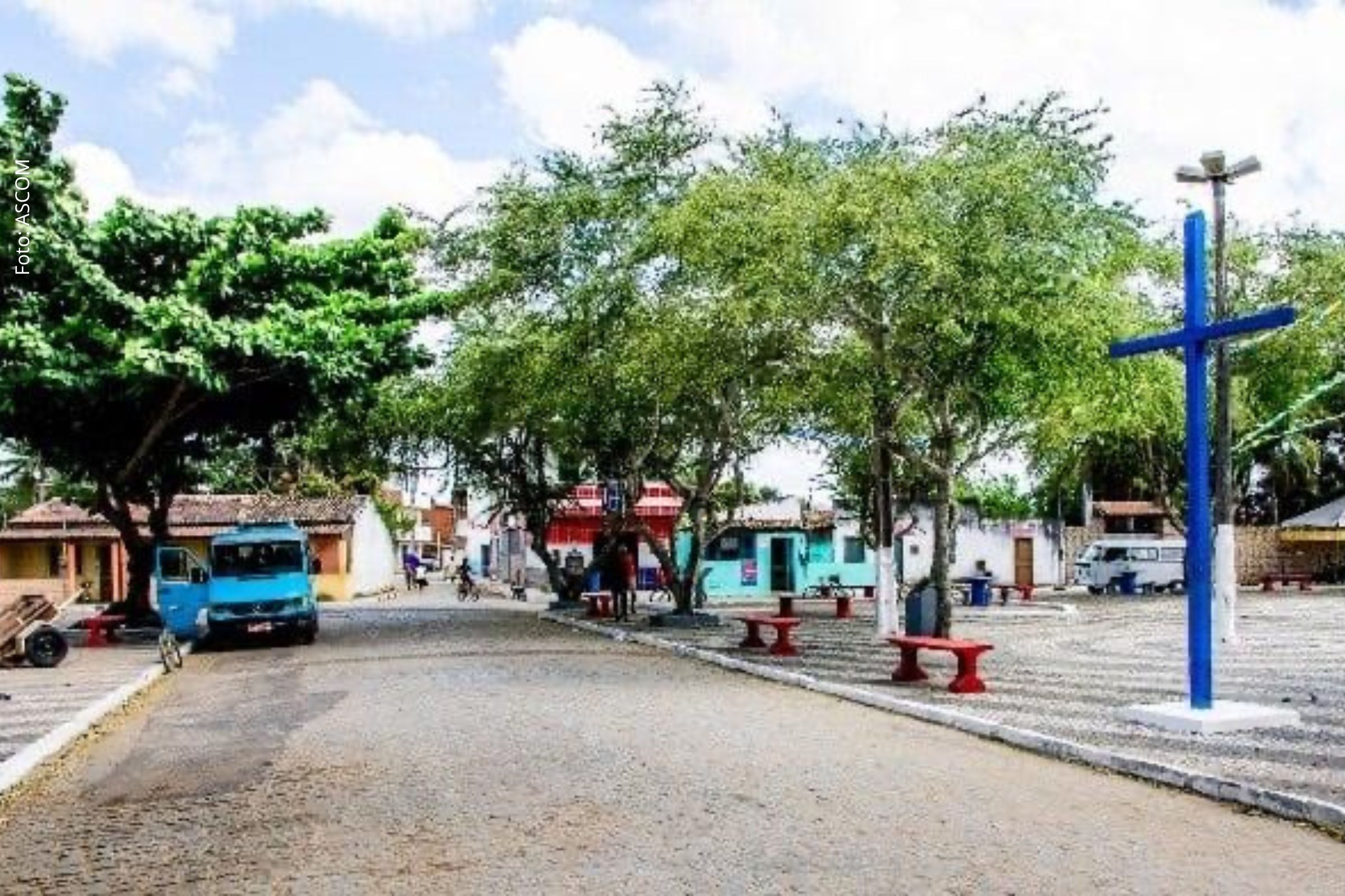 Famílias reivindicam unidade de educação infantil e parlamentares cobram ações de infraestrutura e iluminação pública.