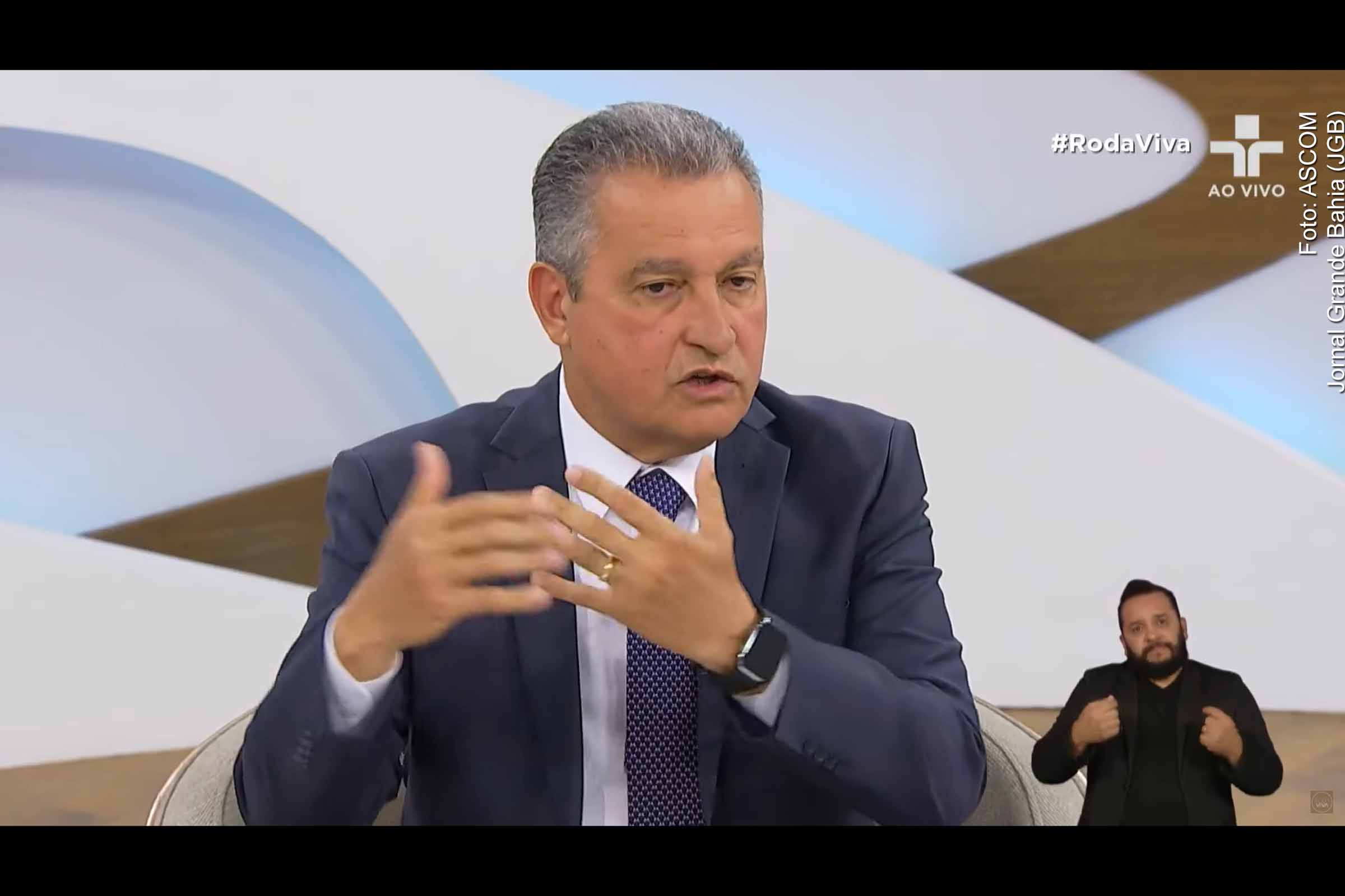 Em entrevista ao Roda Viva, ministro Rui Costa defende prerrogativas do Executivo, justiça fiscal e pacto orçamentário. Reitera apoio a Lula, critica modelo de emendas e projeta retomada da popularidade presidencial.