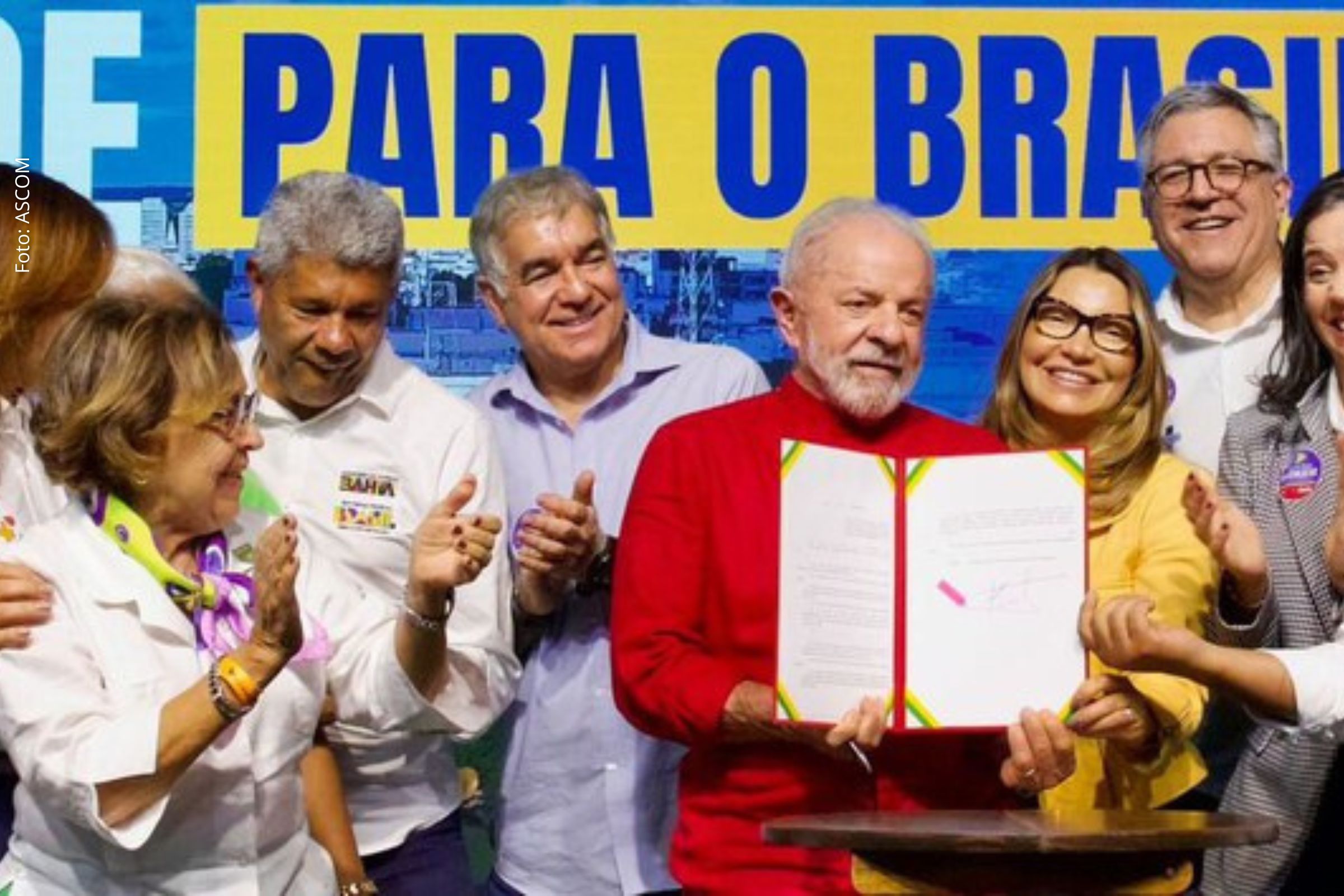 Investimento federal reforça estruturação do SUS com construção, equipamentos e veículos em 5.290 municípios.