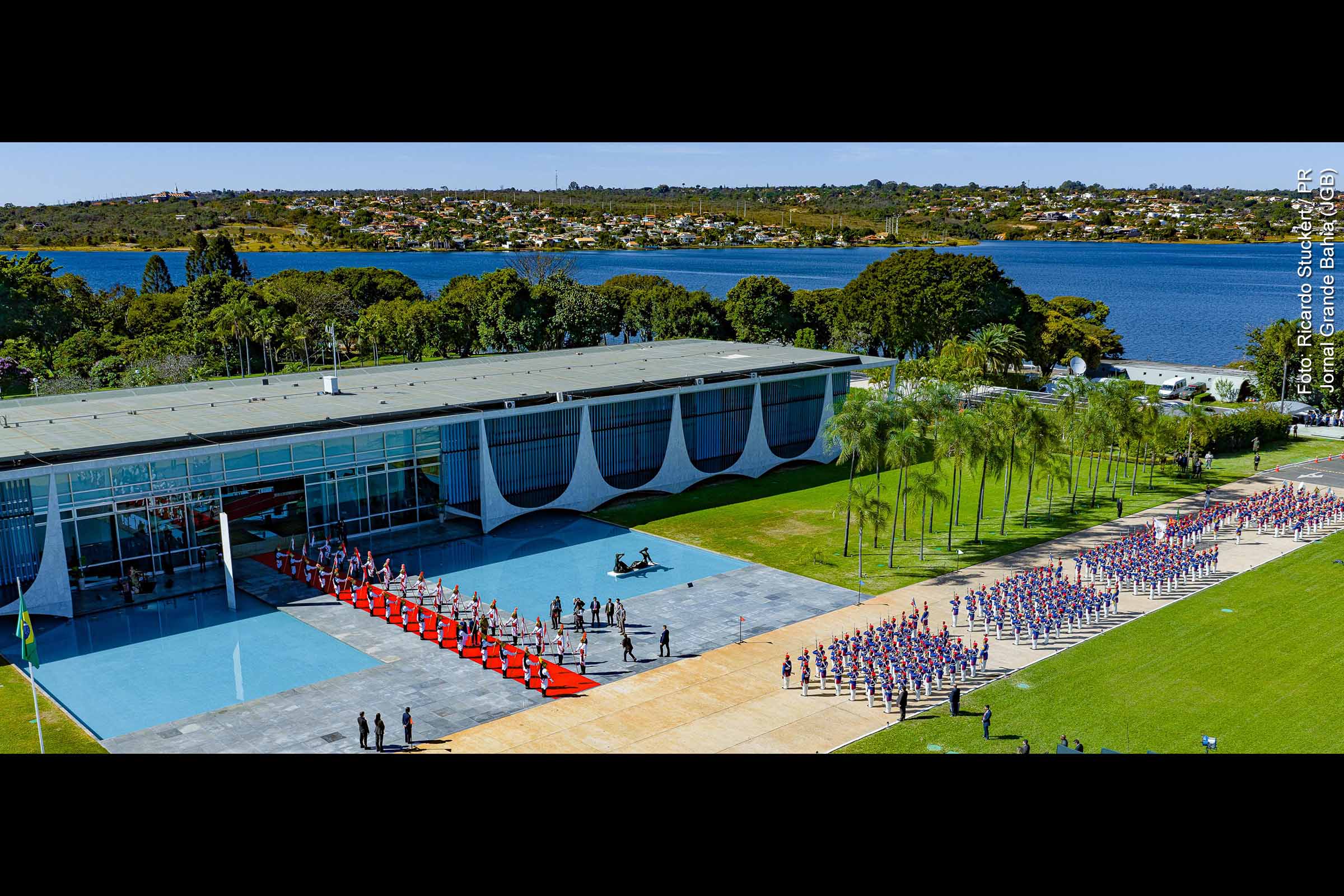 Brasil e Índia firmam acordos estratégicos em segurança, energia e transformação digital durante visita de Narendra Modi a Brasília