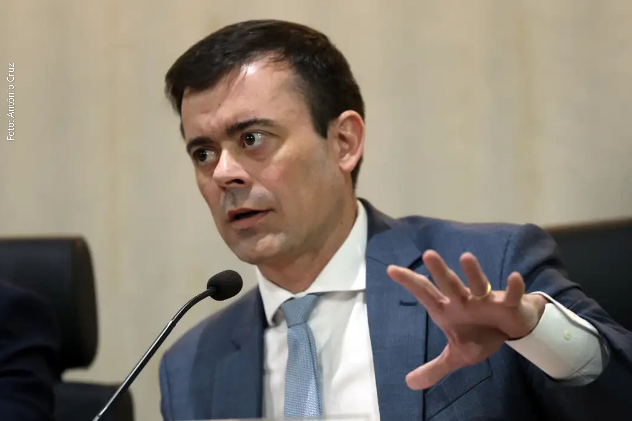 Secretário do Tesouro Nacional afirma que empresas estadunidenses mantêm visão de longo prazo no Brasil.