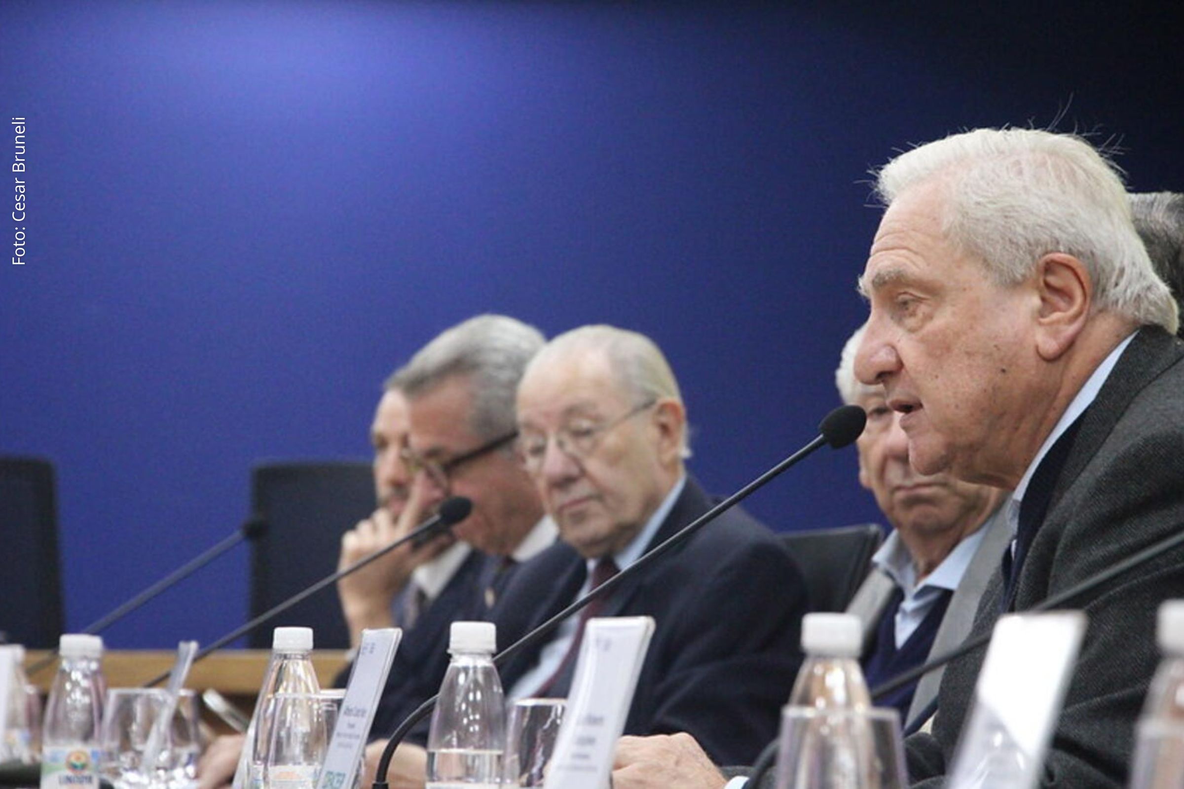 Reunião em São Paulo debate estratégias para aumentar exportações das MPEs e prepara força-tarefa para orientar empresários.