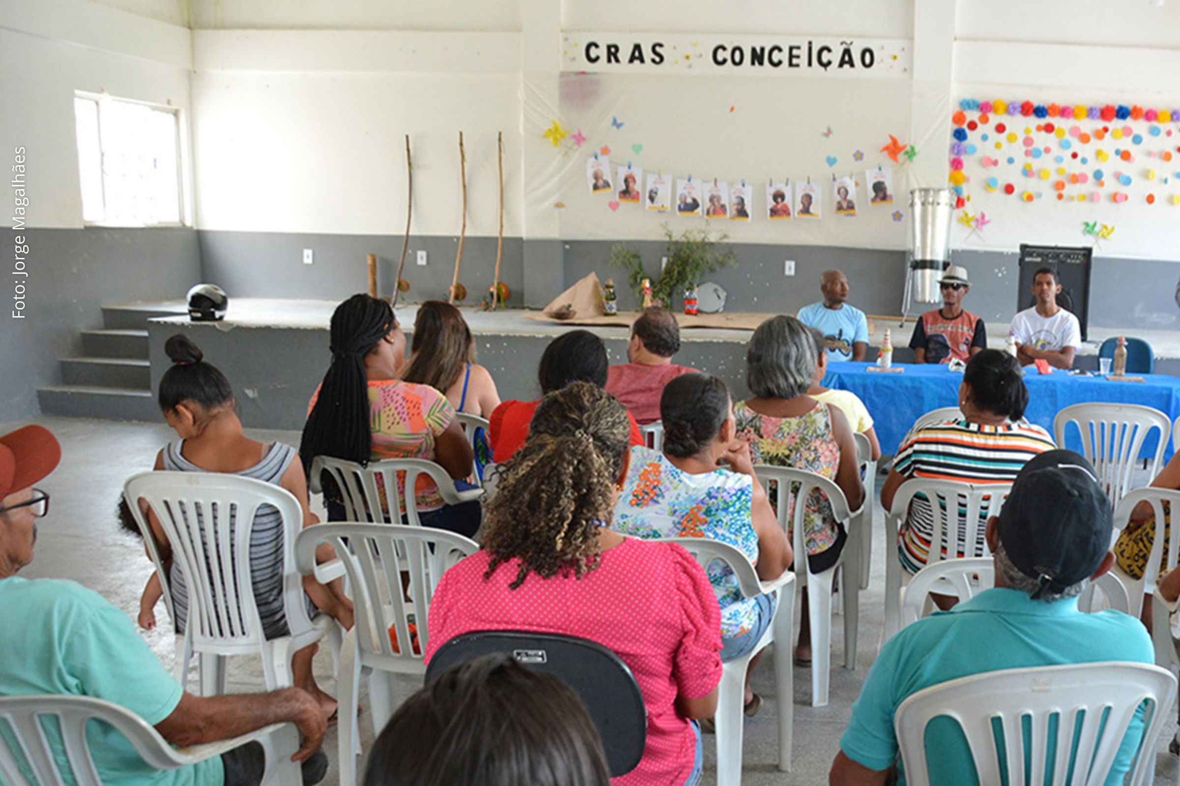 Aulas têm como objetivo desenvolver habilidades manuais e estimular autonomia financeira.