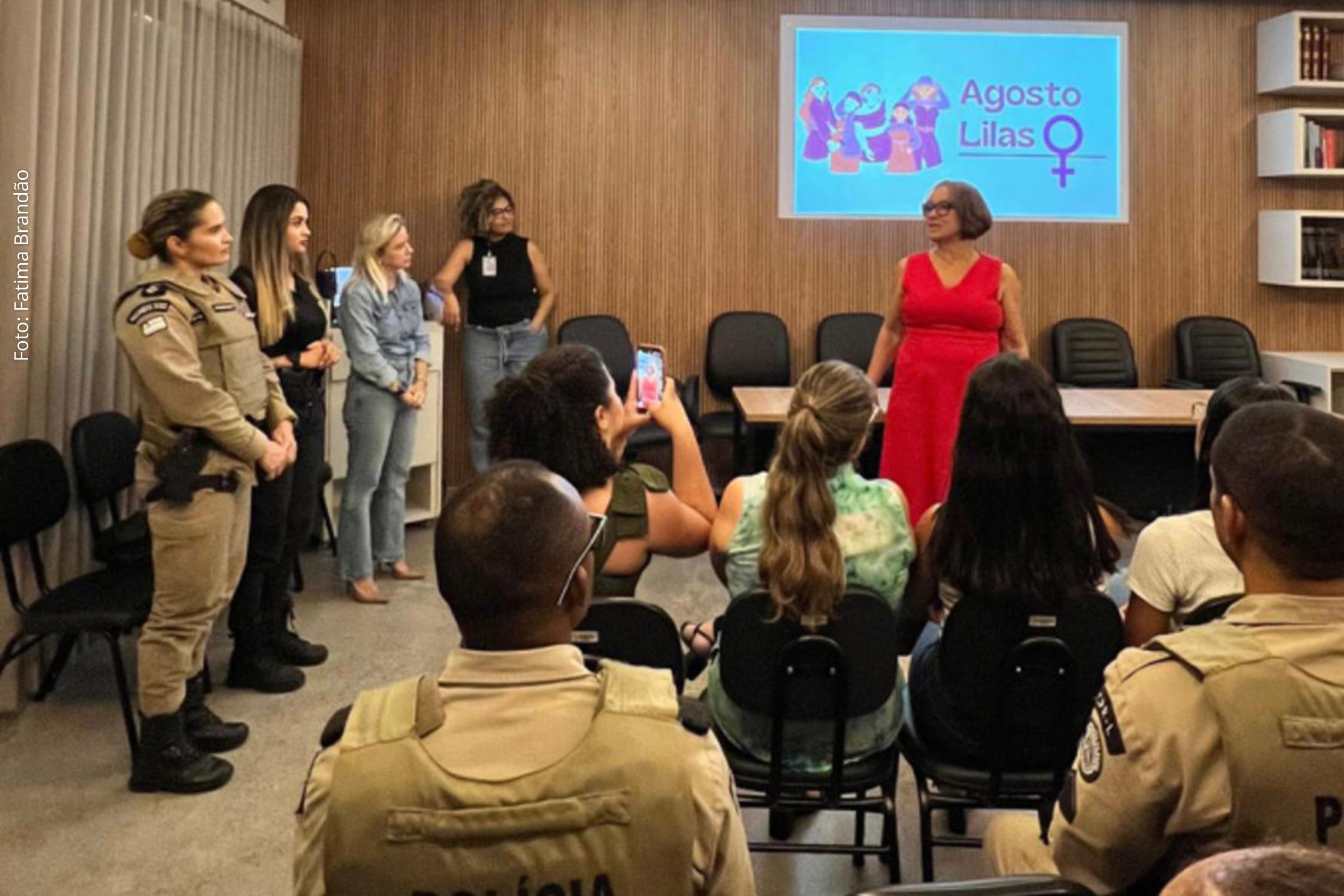 Campanha Agosto Lilás mobiliza órgãos públicos e sociedade para combater violência doméstica.