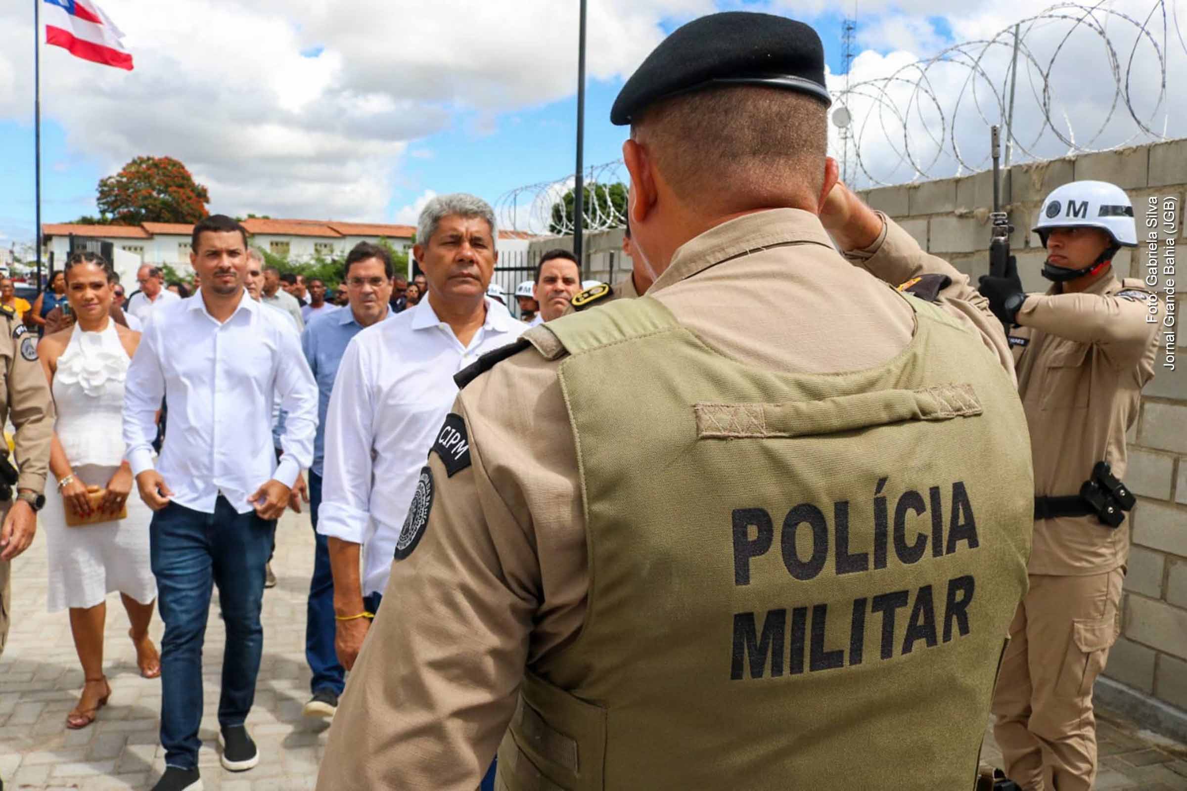 Governador Jerônimo envia pacote de projetos para reforçar segurança pública na Bahia; Medidas beneficiam Feira de Santana, Irecê, Alagoinhas, Jequié, Jacobina, Salvador e RMS