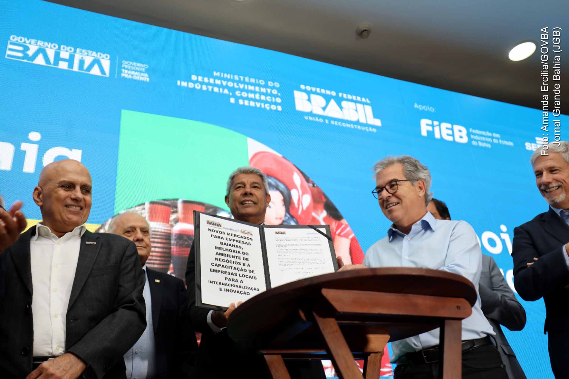 Governador Jerônimo inaugura escritório da ApexBrasil em Salvador para fortalecer exportações e enfrentar impacto das tarifas dos EUA