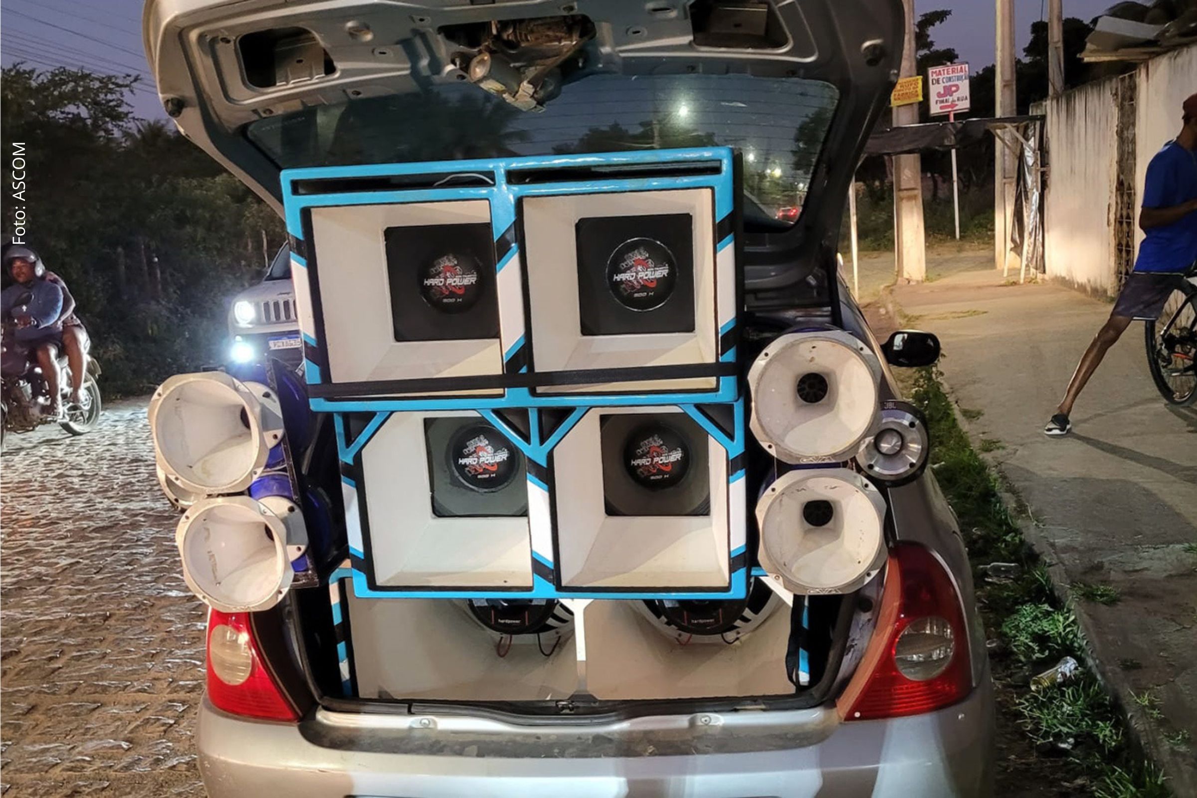 Fiscalização coordenada por secretarias municipais e forças de segurança atua no combate à poluição sonora no município.