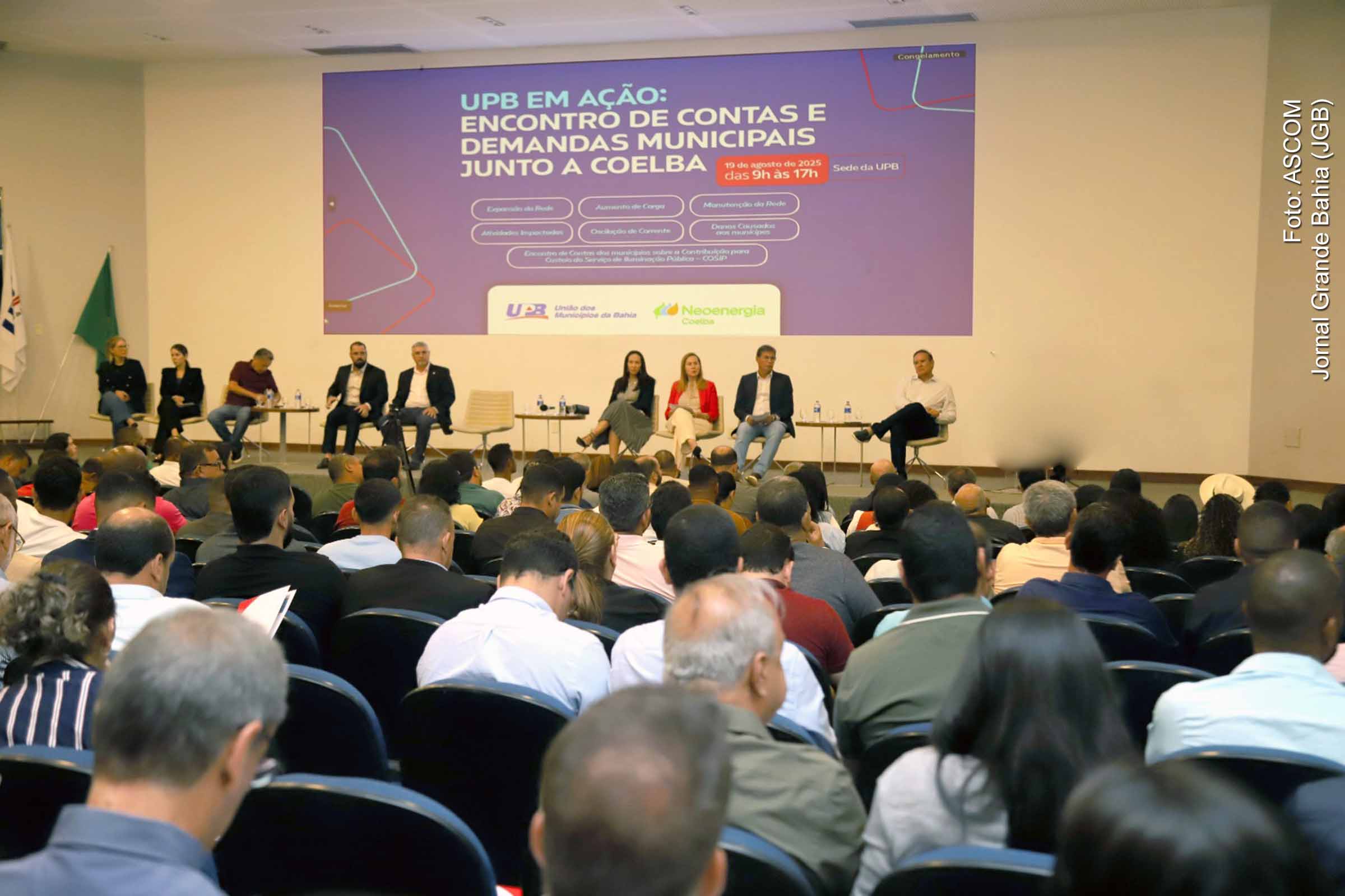 Gestores municipais pressionam concessionária por serviços mais eficientes.