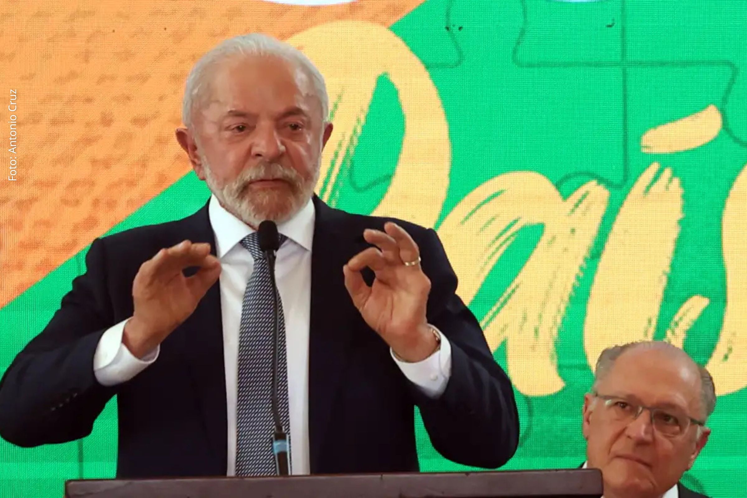Proposta visa estabelecer regras para plataformas digitais e proteger crianças e adolescentes.