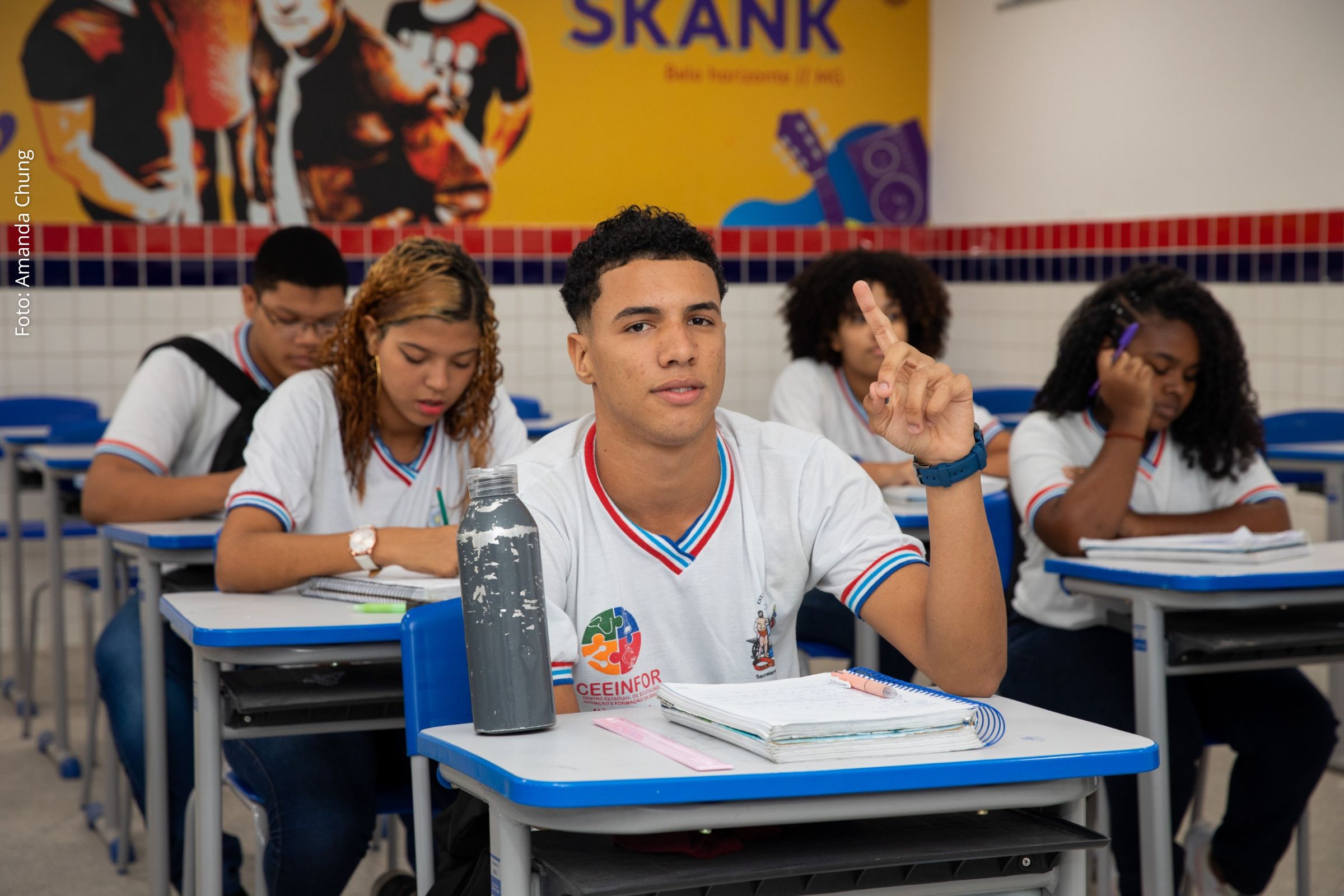 Ação envolve Estado e municípios para identificar e acolher crianças e jovens fora da escola.