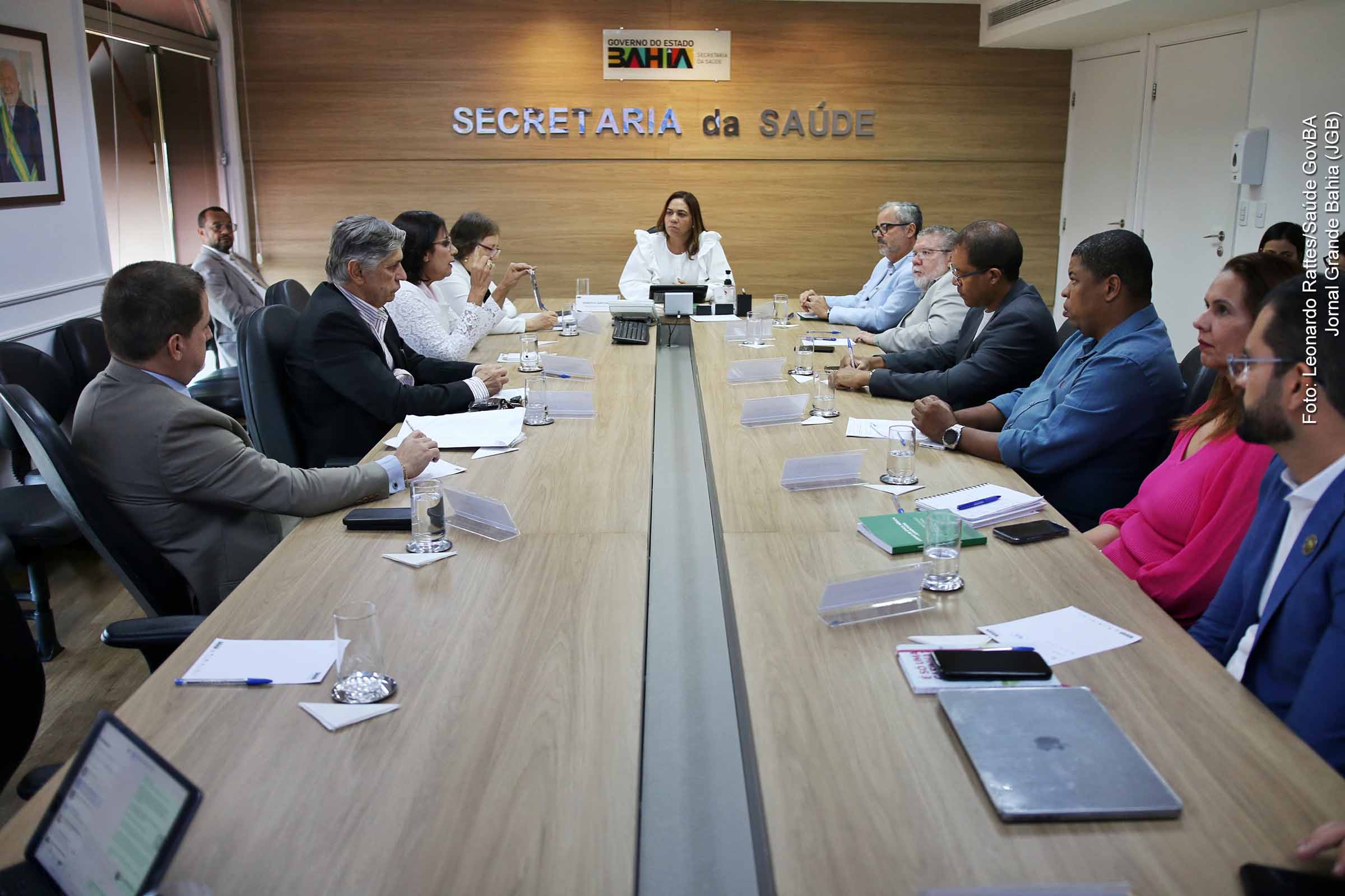 Sesab reafirma compromisso com diálogo e anuncia novas contratações de médicos até dezembro de 2025