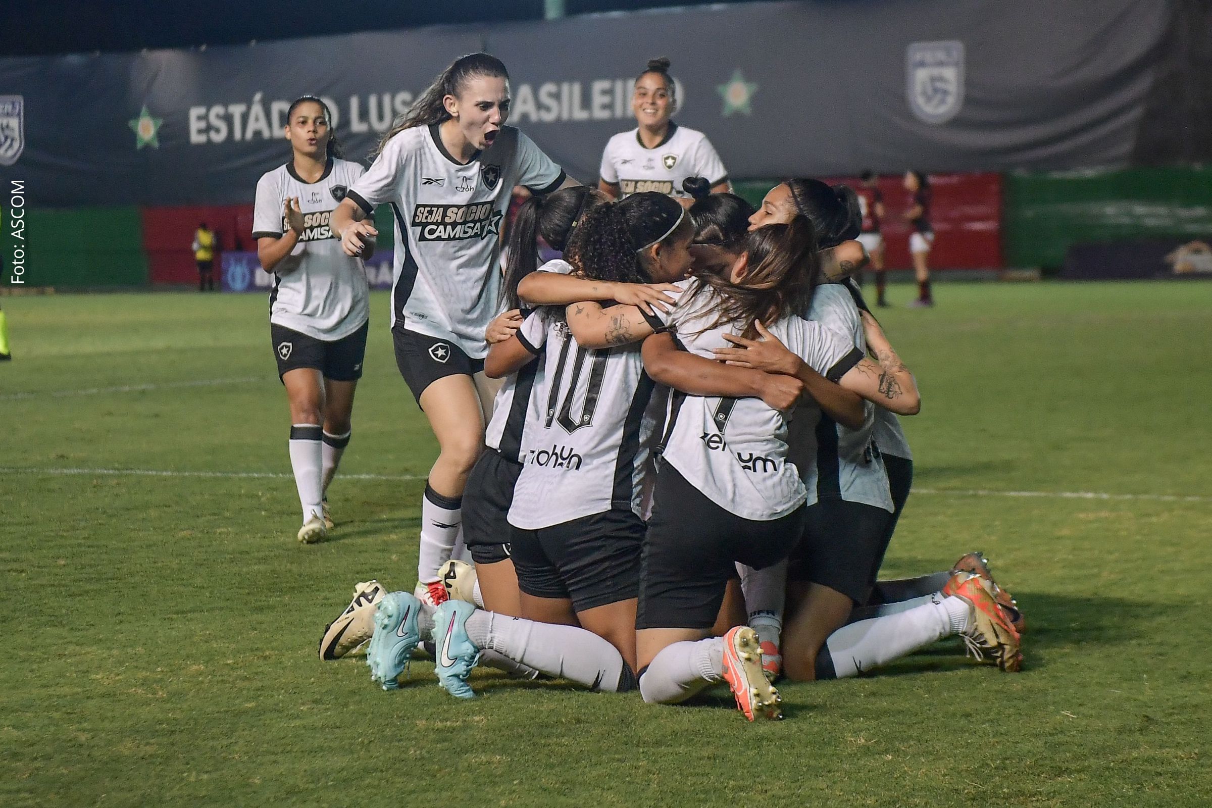 Gol de Rebeca define vitória alvinegra no Estádio Luso-Brasileiro e garante a taça da quarta edição da competição nacional.
