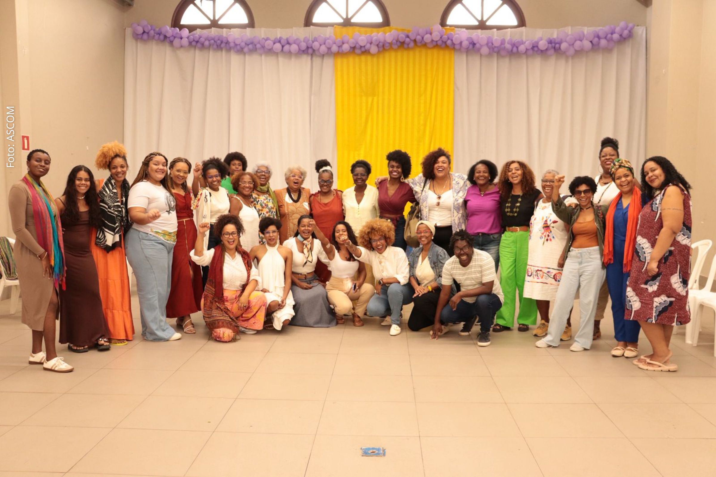 Encontro em Cachoeira mobiliza participantes locais em articulação política e planejamento para evento nacional em Brasília.