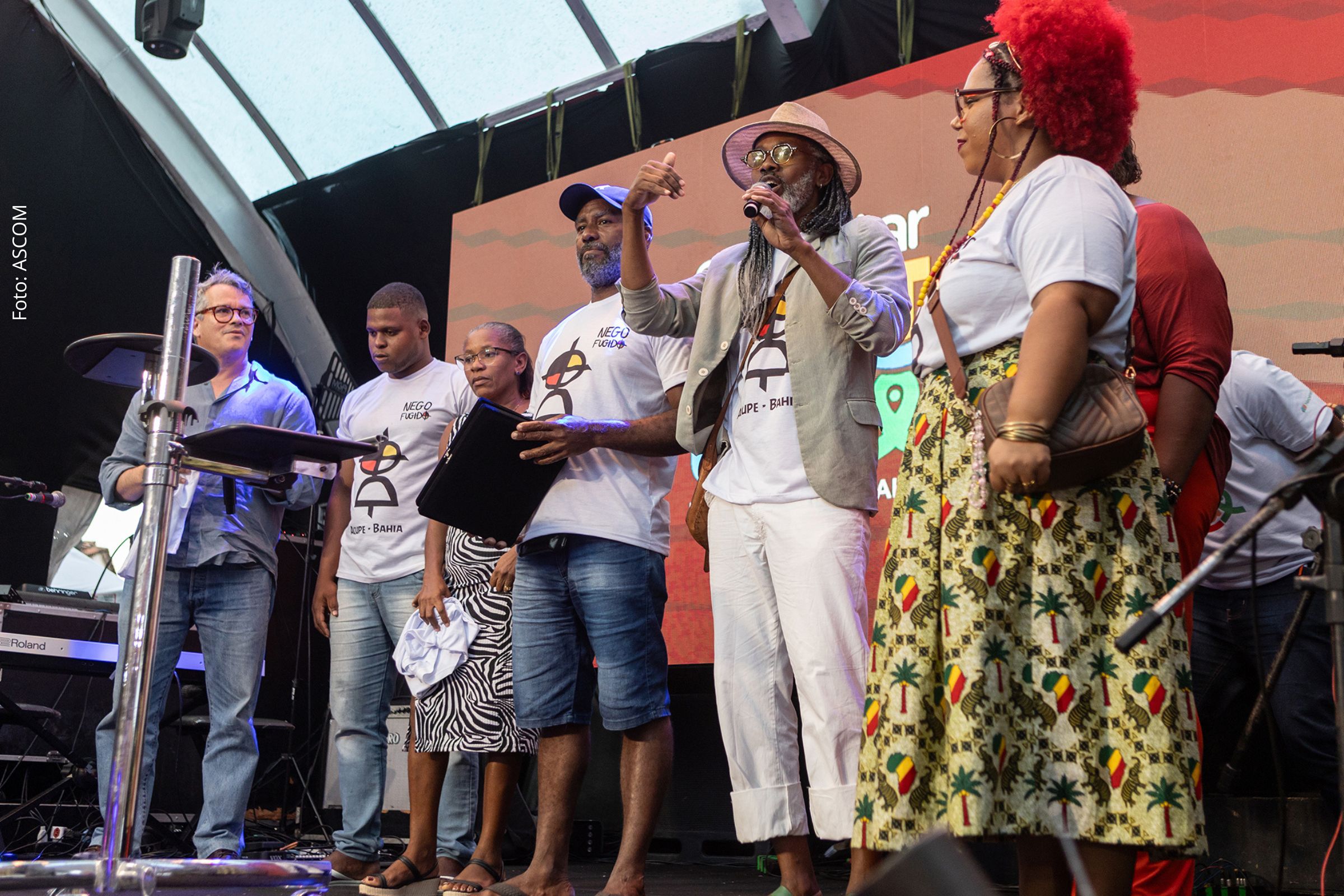 Iniciativa reconhece cinco projetos que preservam saberes e fazeres tradicionais, fortalecendo cultura e identidade local.