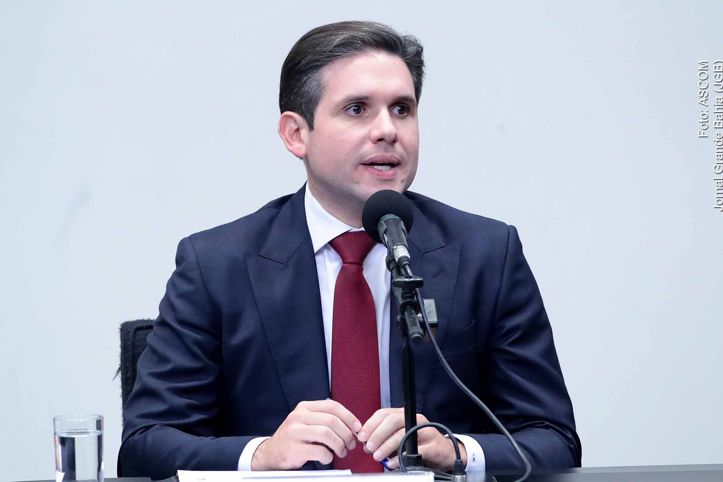 Deputado Hugo Motta defende consenso sobre anistia e critica “pautas tóxicas” no Congresso.