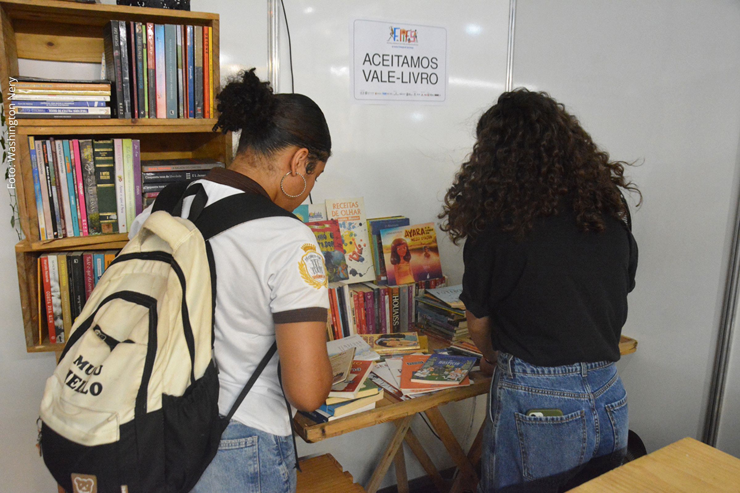 FLIFS 2025: Projeto “Meu Livro Eu Alugo” disponibiliza mais de 3 mil títulos em Feira de Santana