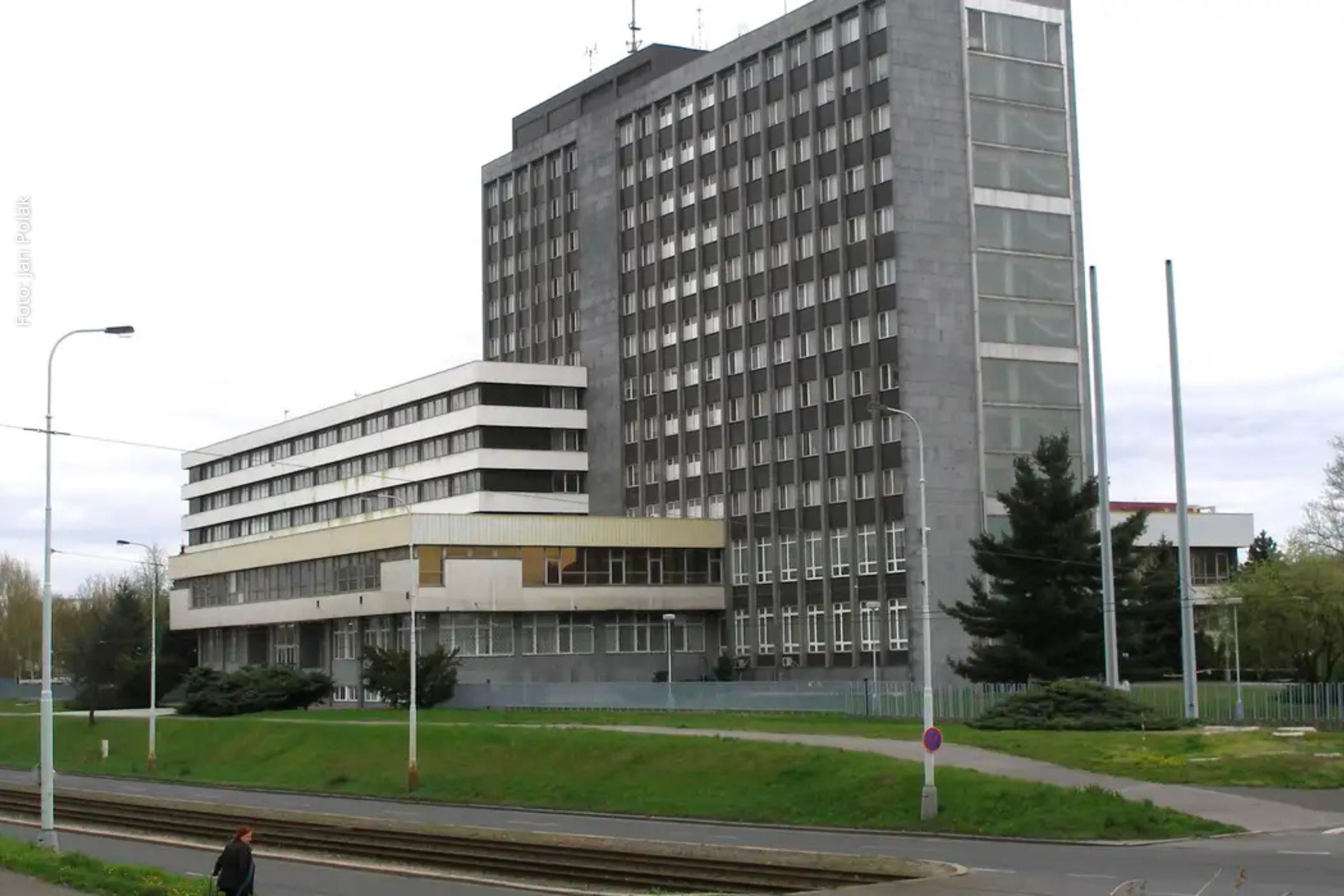 PF pede que oito suspeitos de envolvimento em esquema de lavagem de dinheiro da facção Primeiro Comando da Capital (PCC) sejam localizados internacionalmente.