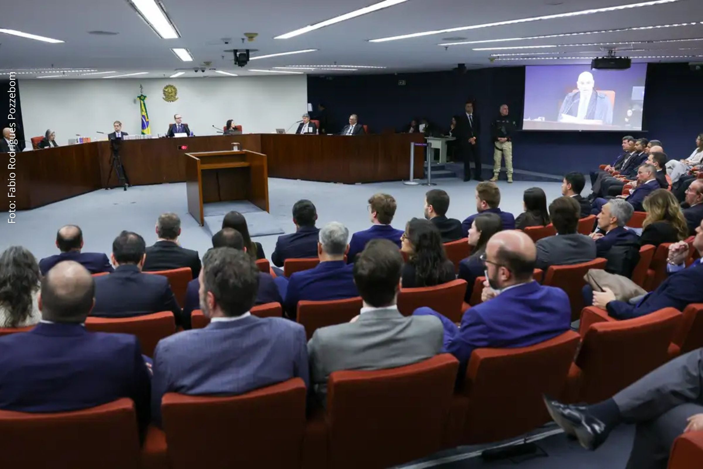 Sustentações das defesas iniciam análise das acusações e julgamento será retomado nesta quarta-feira (03/09/2025).