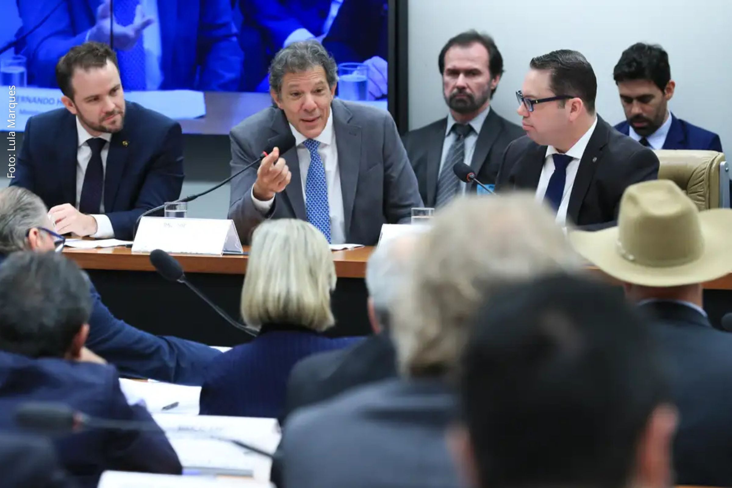 Ministro da Fazenda detalha Projeto de Conformidade Tributária e Aduaneira e destaca isenção de IR para até 20 milhões de brasileiros.