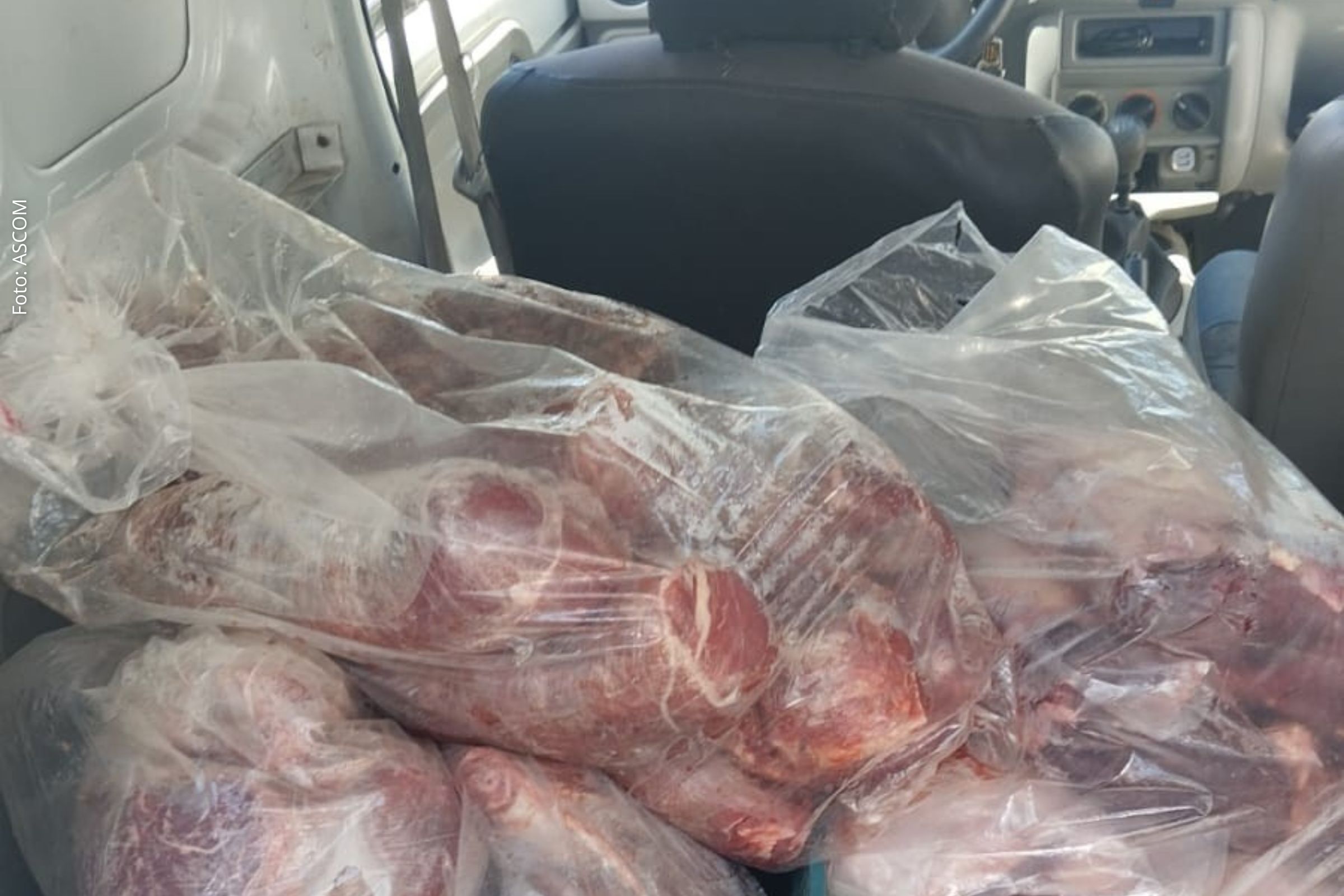 Polícia Civil apreende caminhão com 330kg de carne clandestina em Salvador